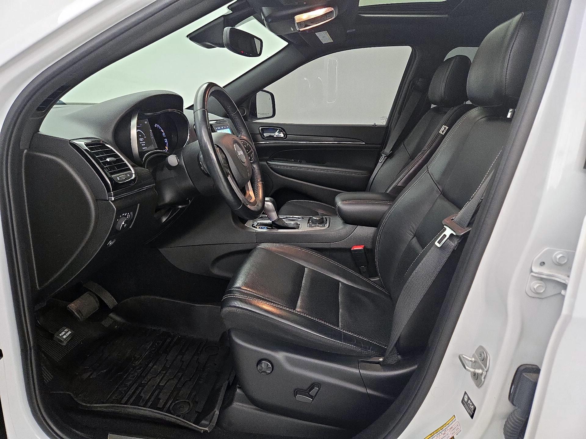 Thumbnail: 2021 Jeep Grand Cherokee - 11