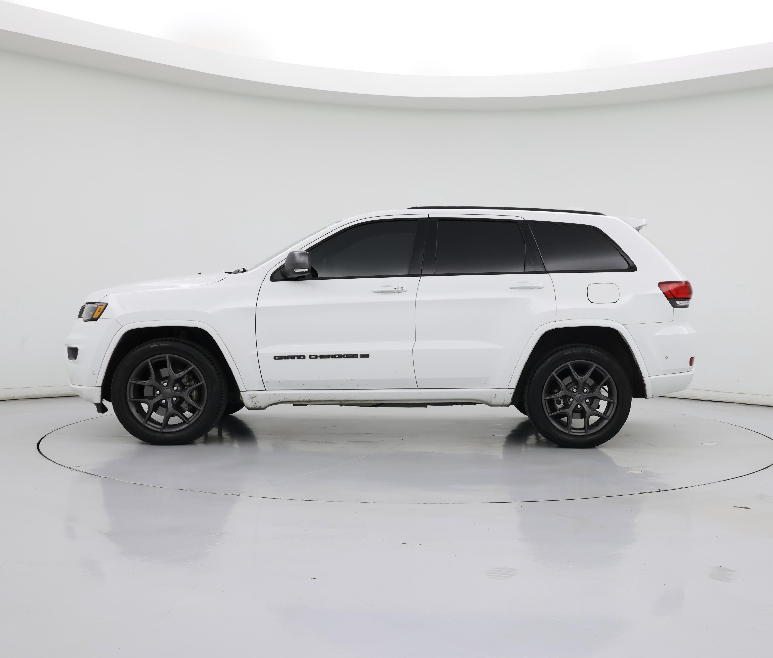 Thumbnail: 2021 Jeep Grand Cherokee - 3