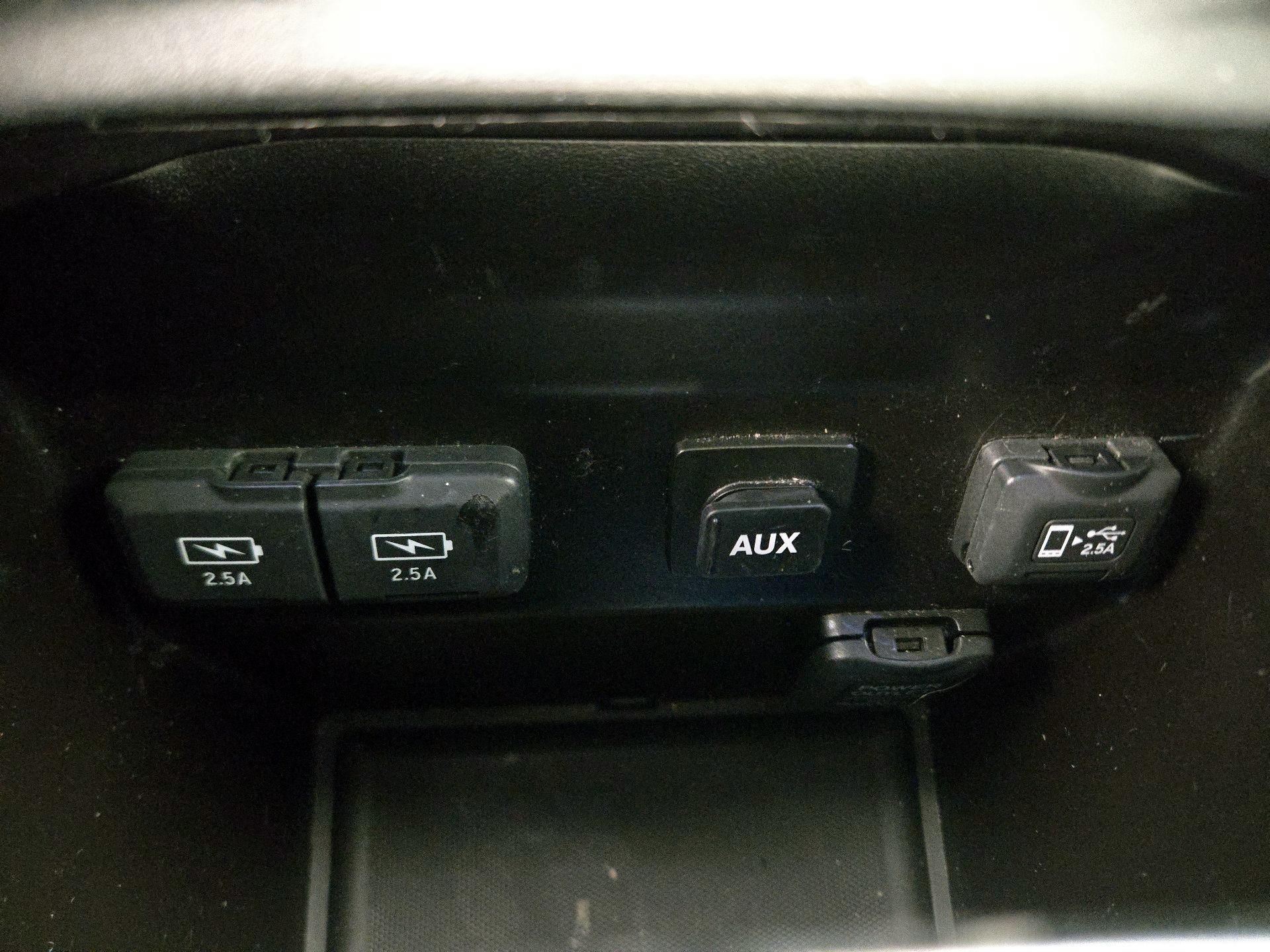 Thumbnail: 2019 Acura MDX - 18