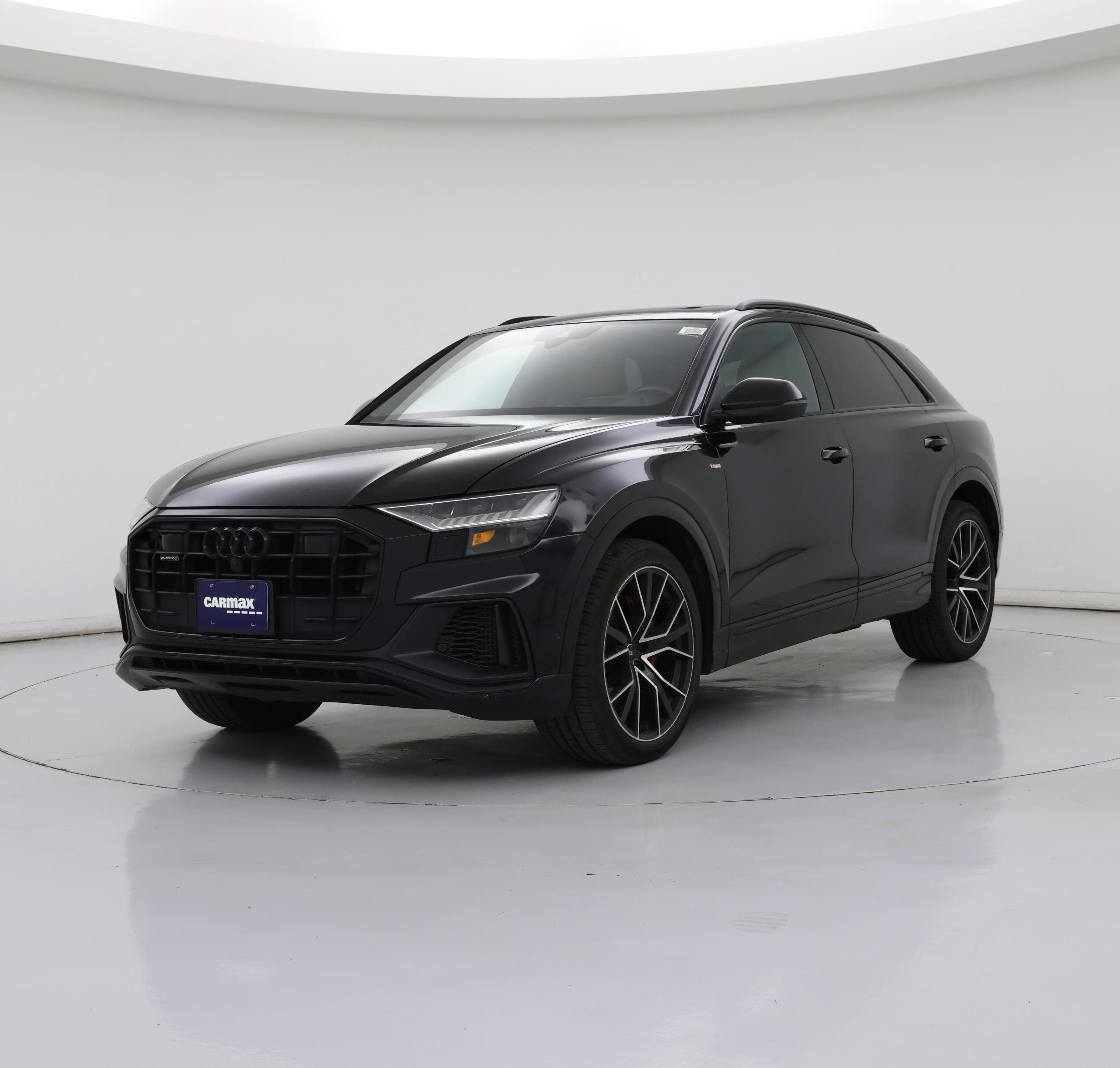 Thumbnail: 2021 Audi Q8 - 4