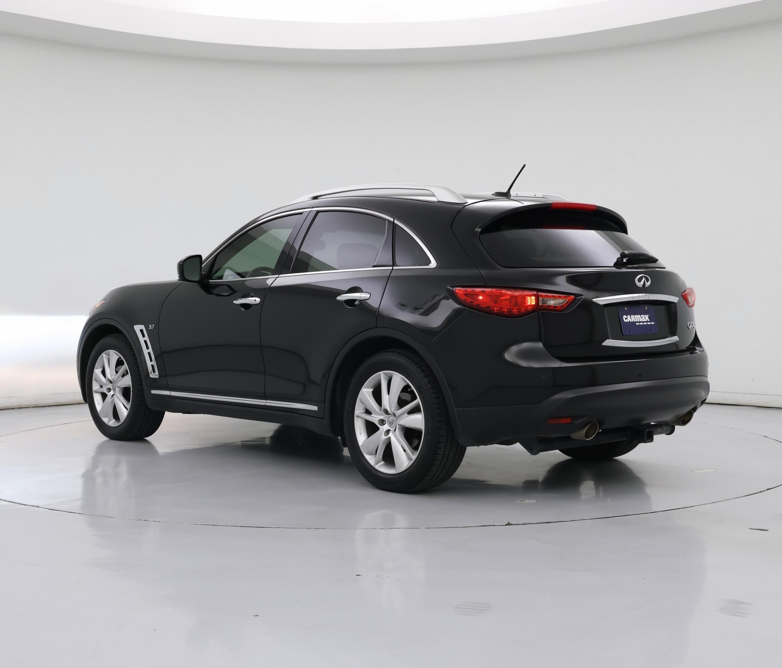 Thumbnail: 2016 INFINITI QX70 - 2