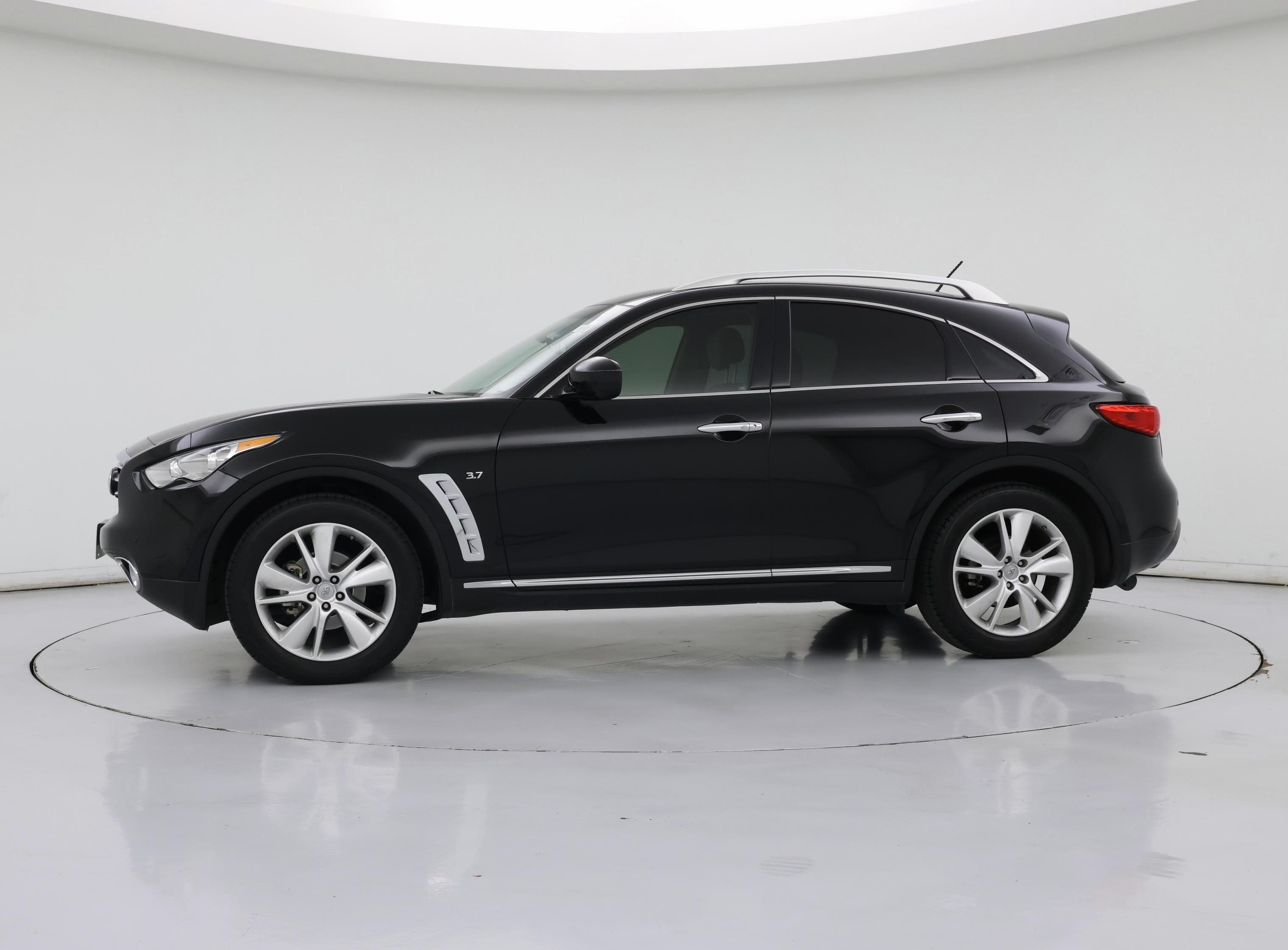 Thumbnail: 2016 INFINITI QX70 - 3