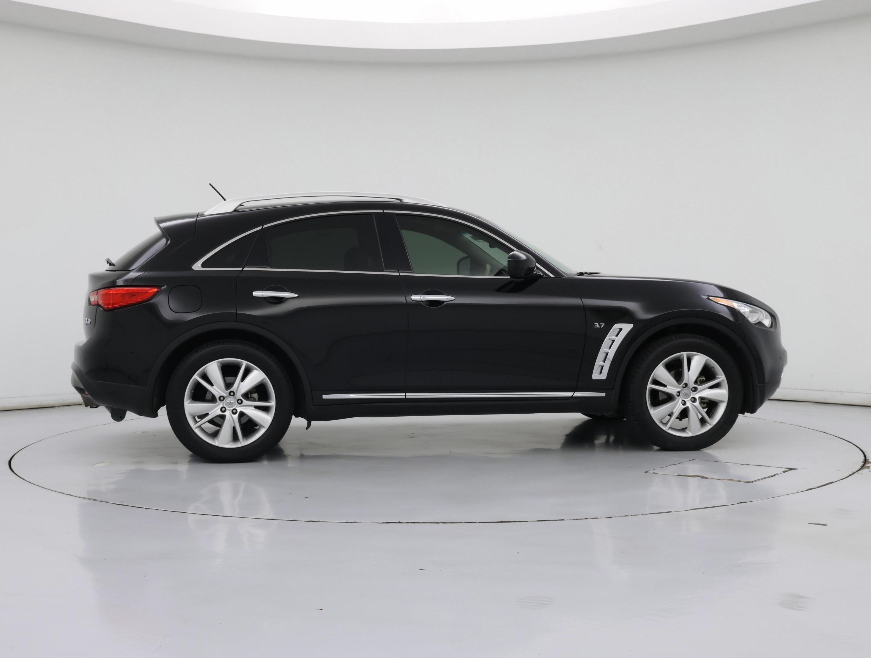 Thumbnail: 2016 INFINITI QX70 - 7
