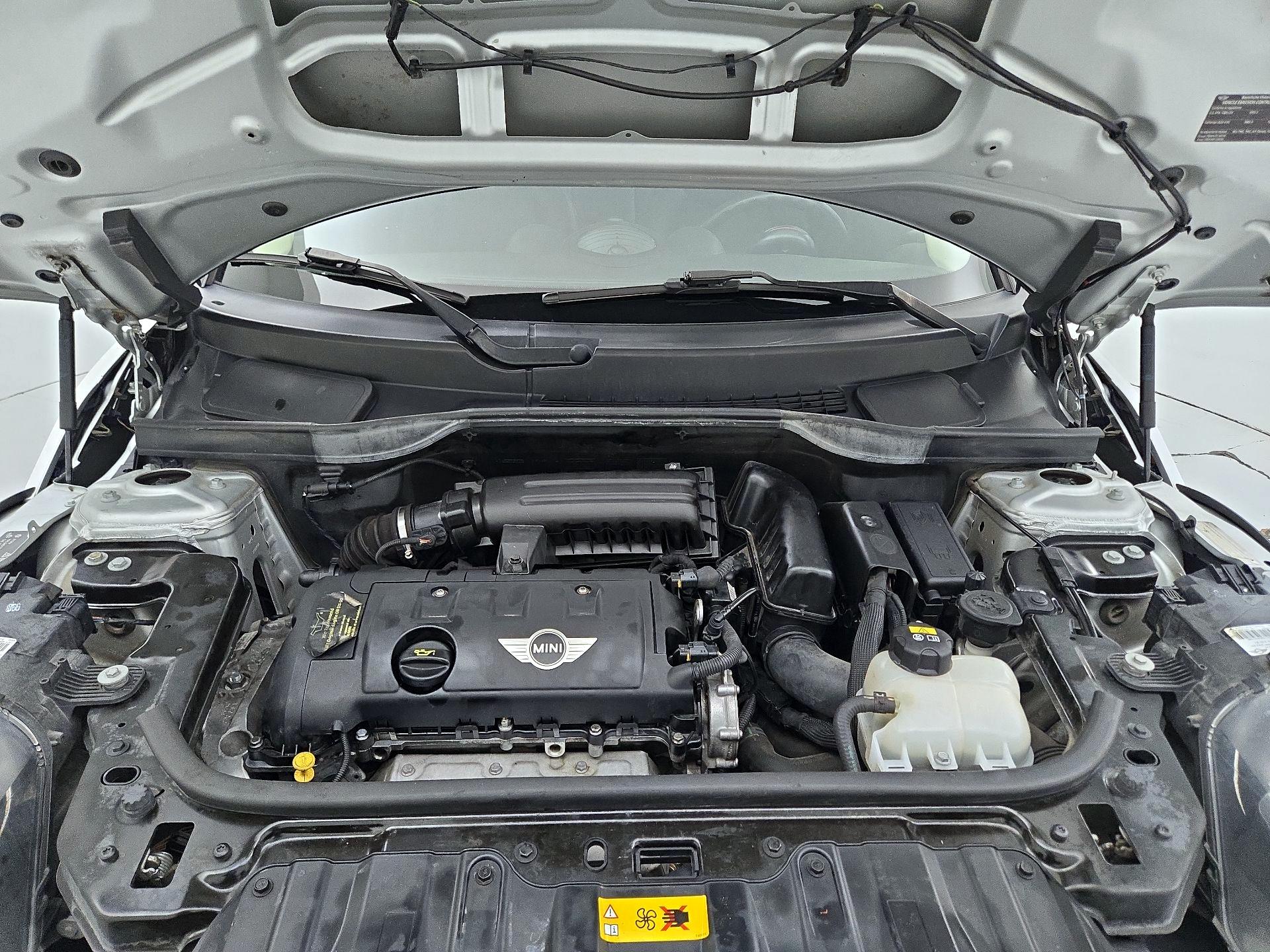 Thumbnail: 2015 MINI Cooper Countryman - 20