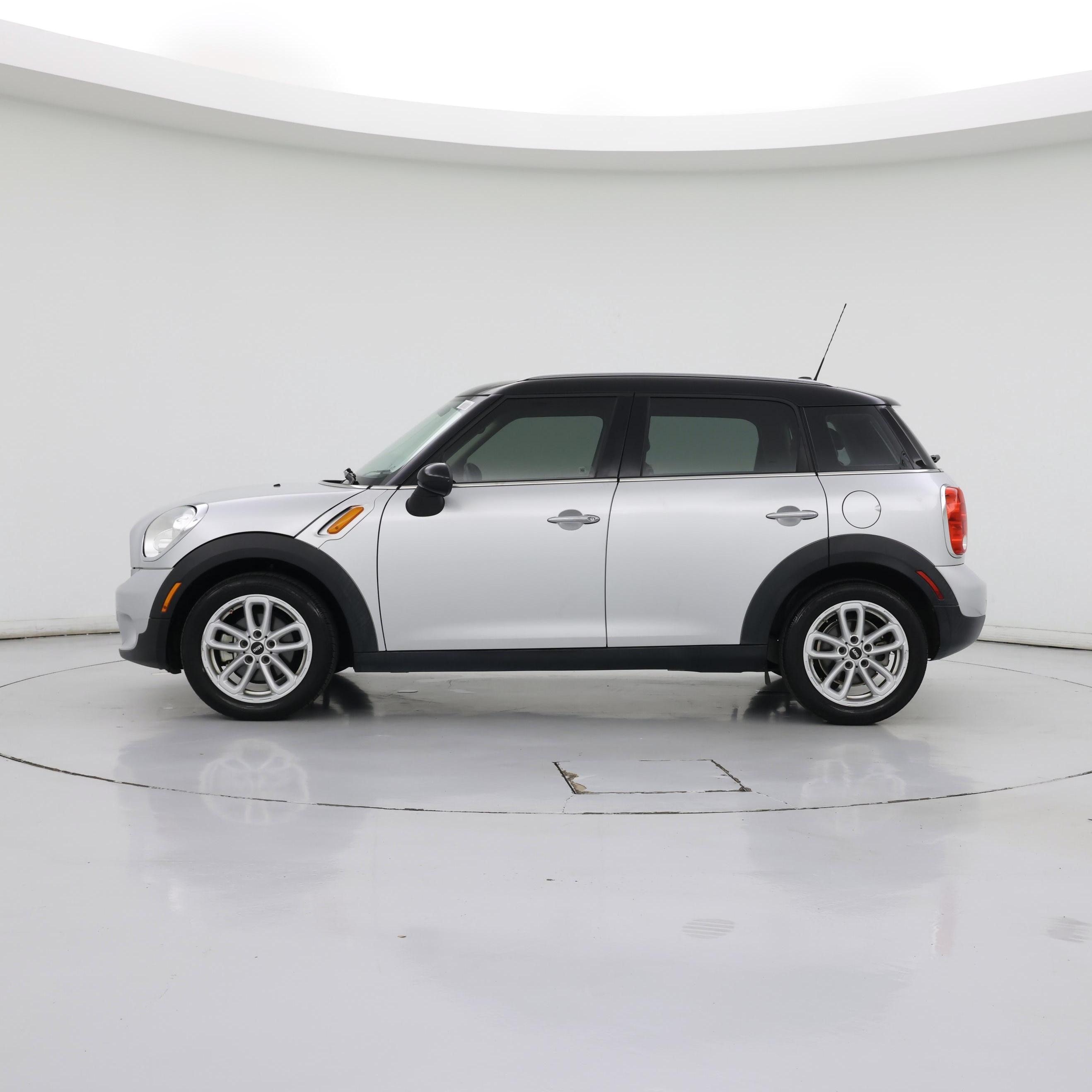Thumbnail: 2015 MINI Cooper Countryman - 3