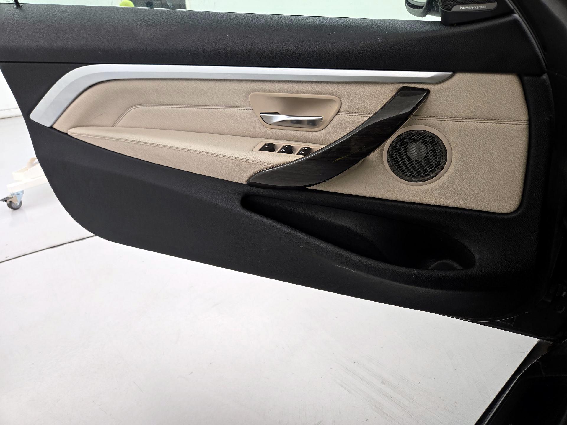 Thumbnail: 2016 BMW 4 Series - 12