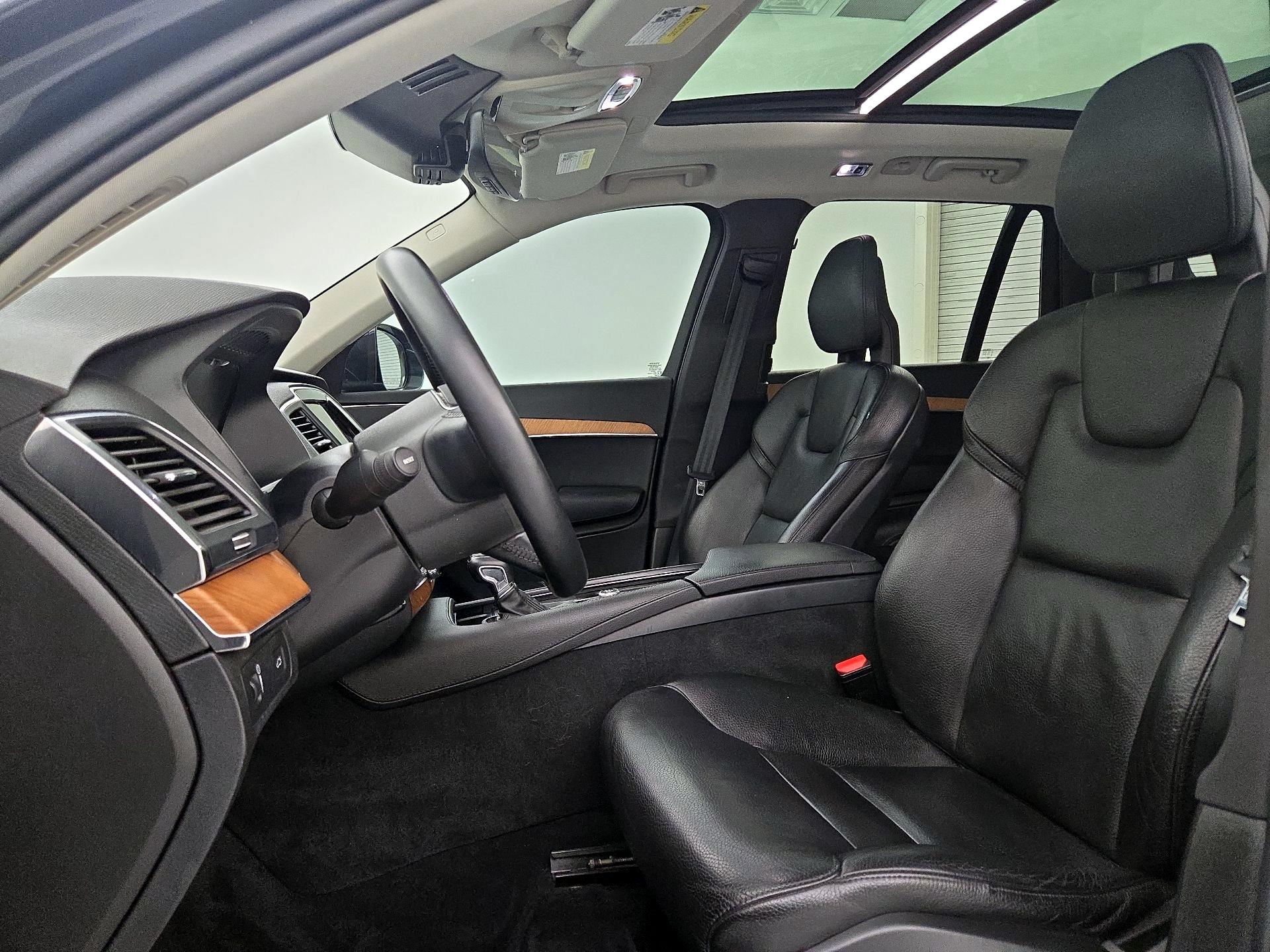 Thumbnail: 2021 Volvo XC90 - 11