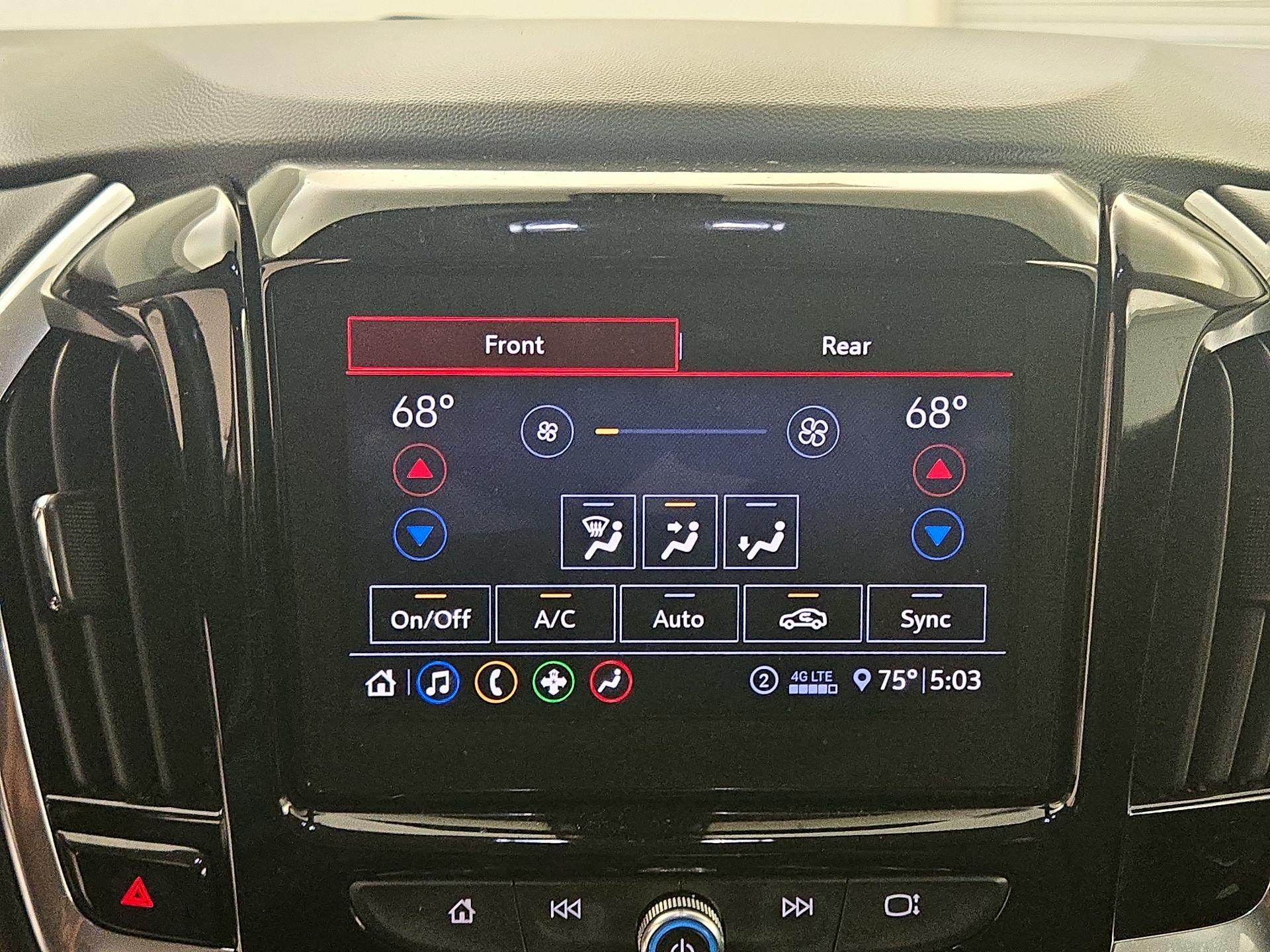 Thumbnail: 2021 Chevrolet Traverse - 16