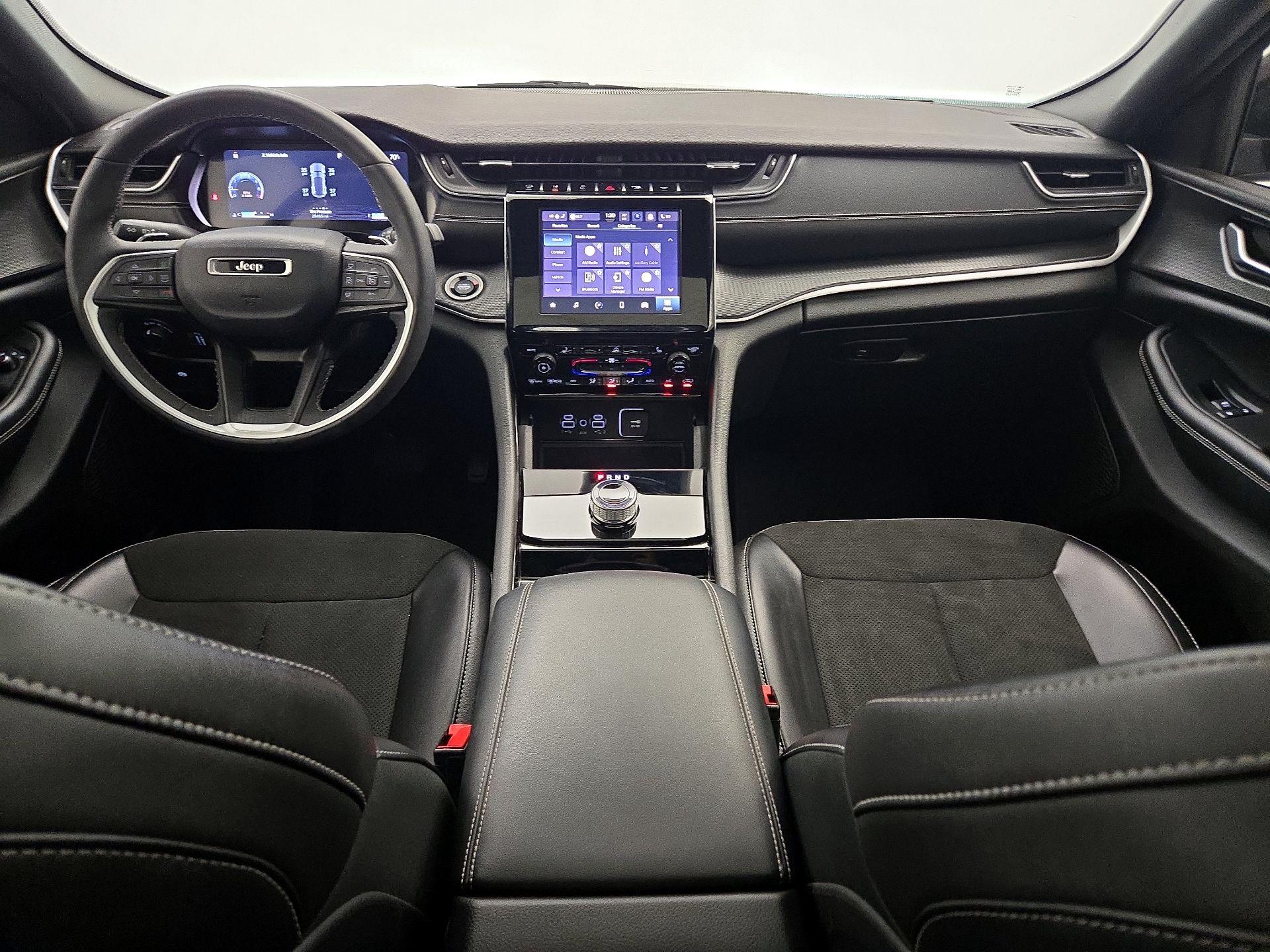Thumbnail: 2023 Jeep Grand Cherokee - 9