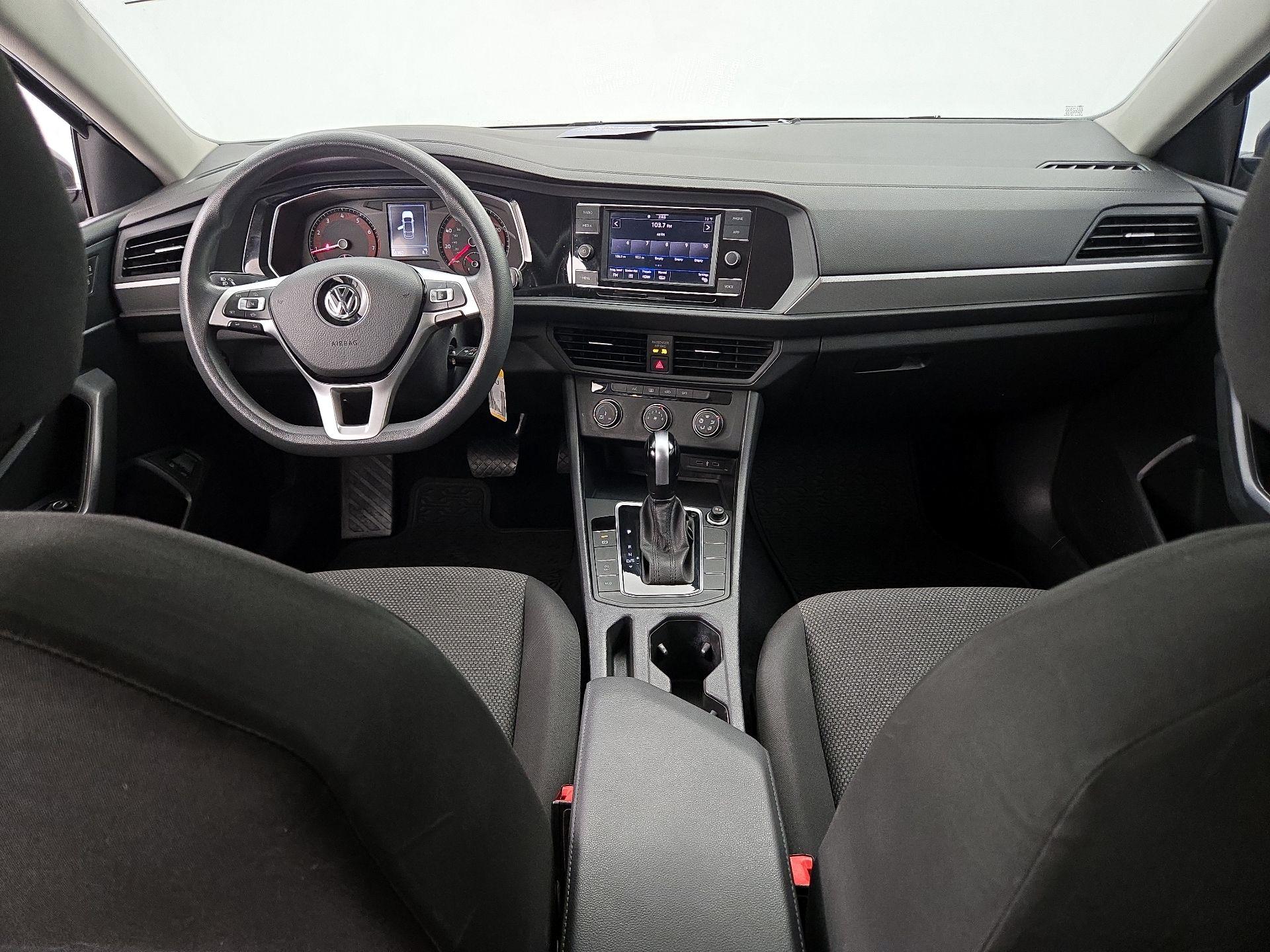 Thumbnail: 2021 Volkswagen Jetta - 9