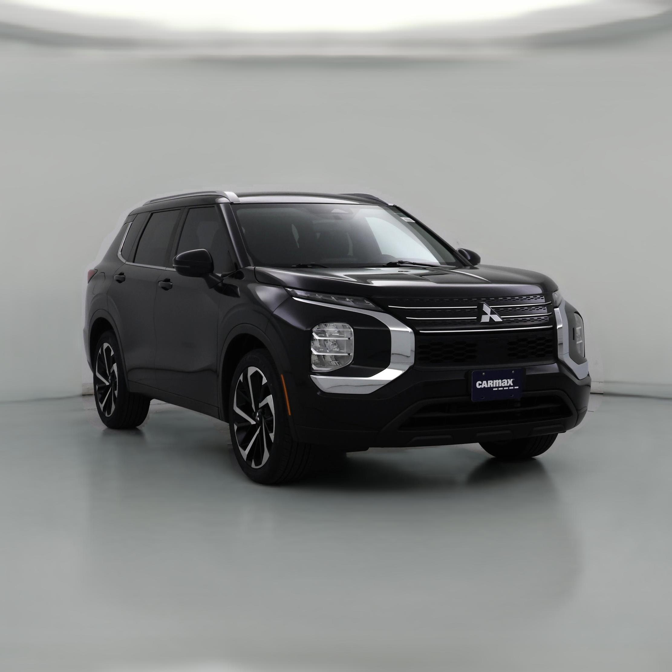 Thumbnail: 2022 Mitsubishi Outlander - 1