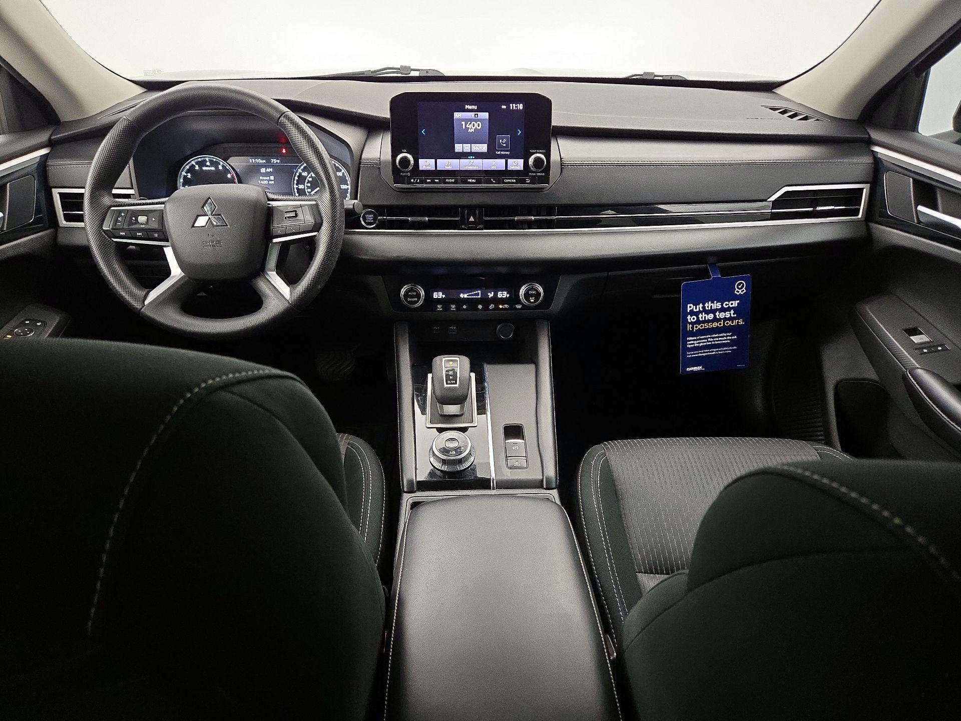 Thumbnail: 2022 Mitsubishi Outlander - 9