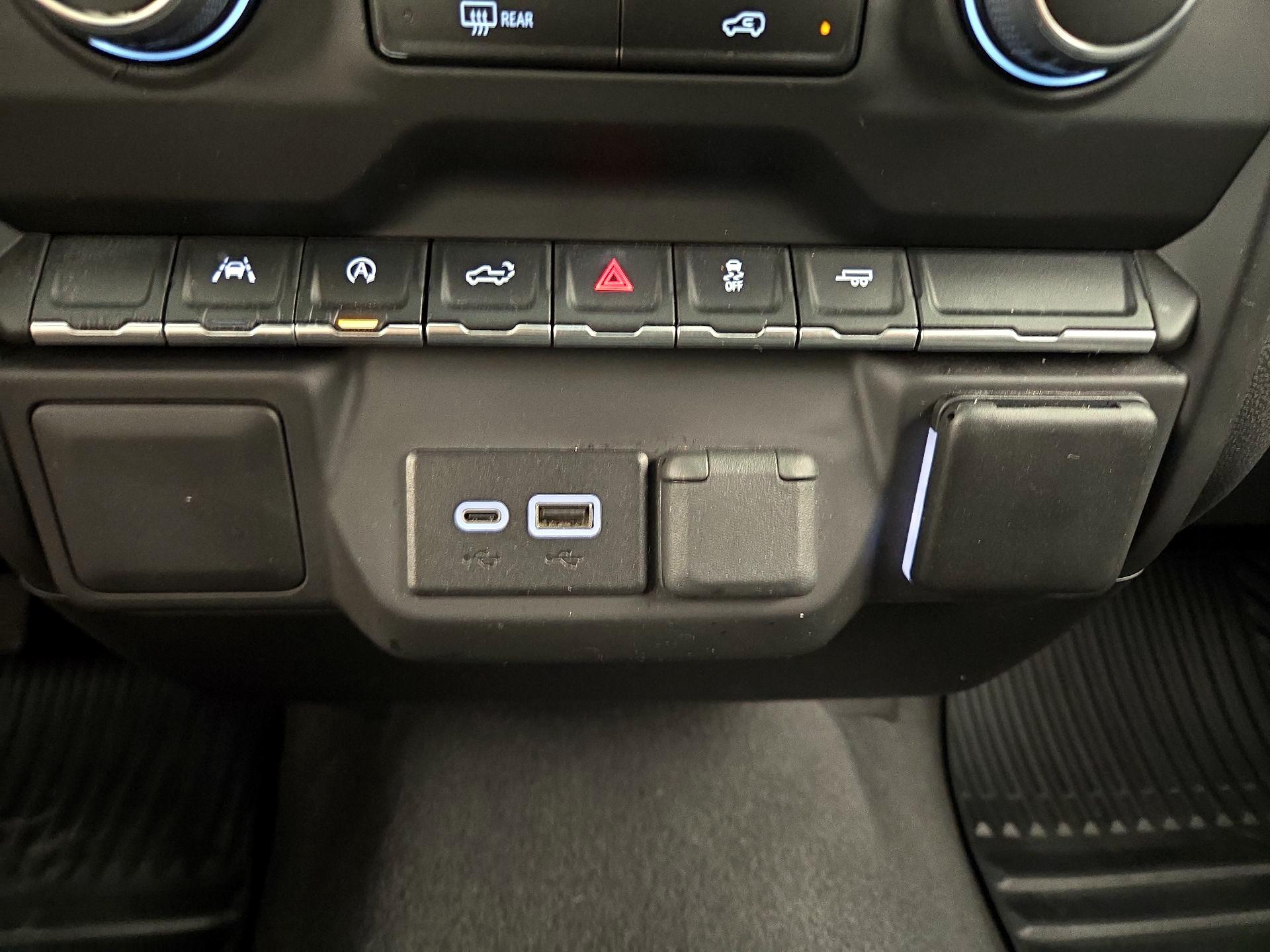 Thumbnail: 2023 Chevrolet Silverado 1500 - 18