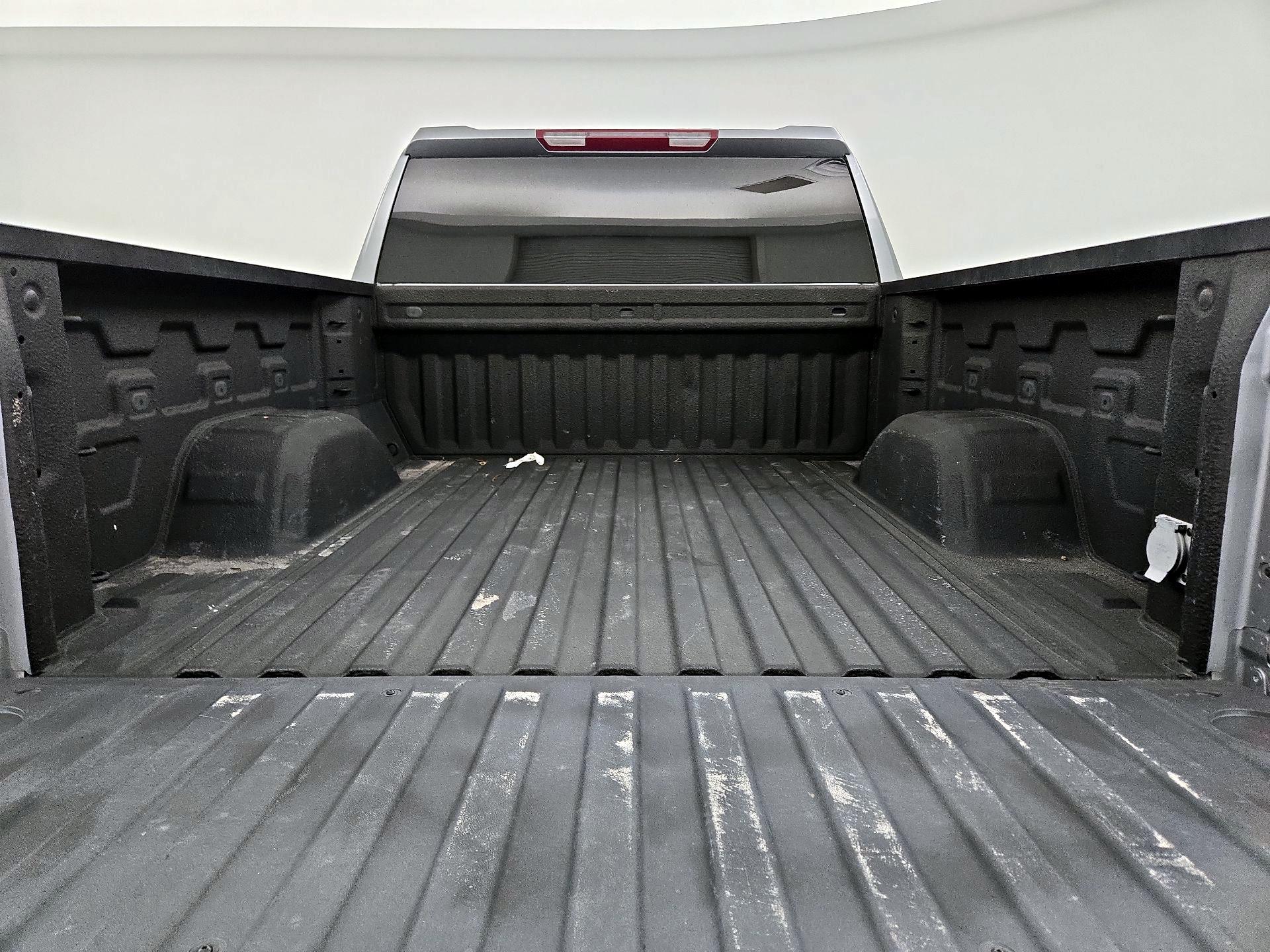 Thumbnail: 2023 Chevrolet Silverado 1500 - 20