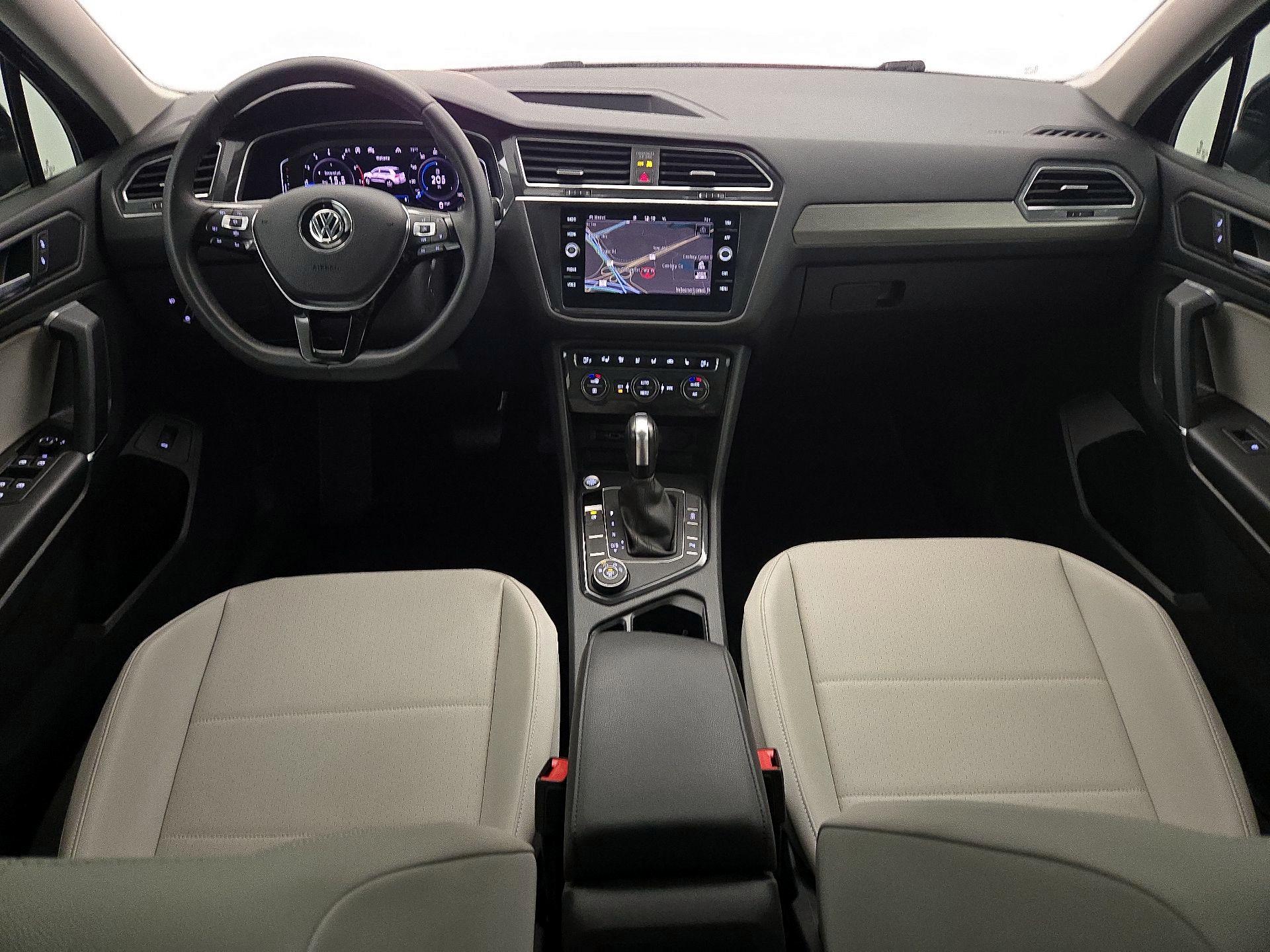 Thumbnail: 2020 Volkswagen Tiguan - 9