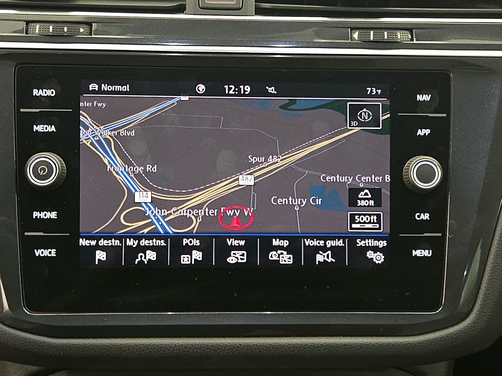 Thumbnail: 2020 Volkswagen Tiguan - 14