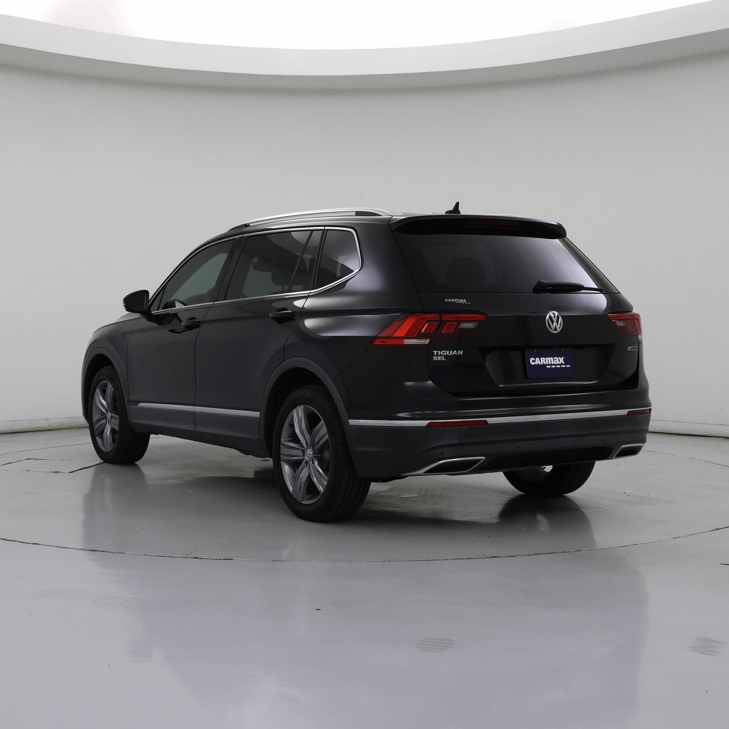 Thumbnail: 2020 Volkswagen Tiguan - 2