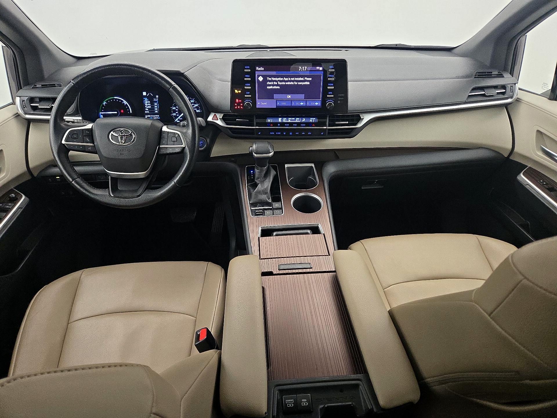 Thumbnail: 2021 Toyota Sienna - 9