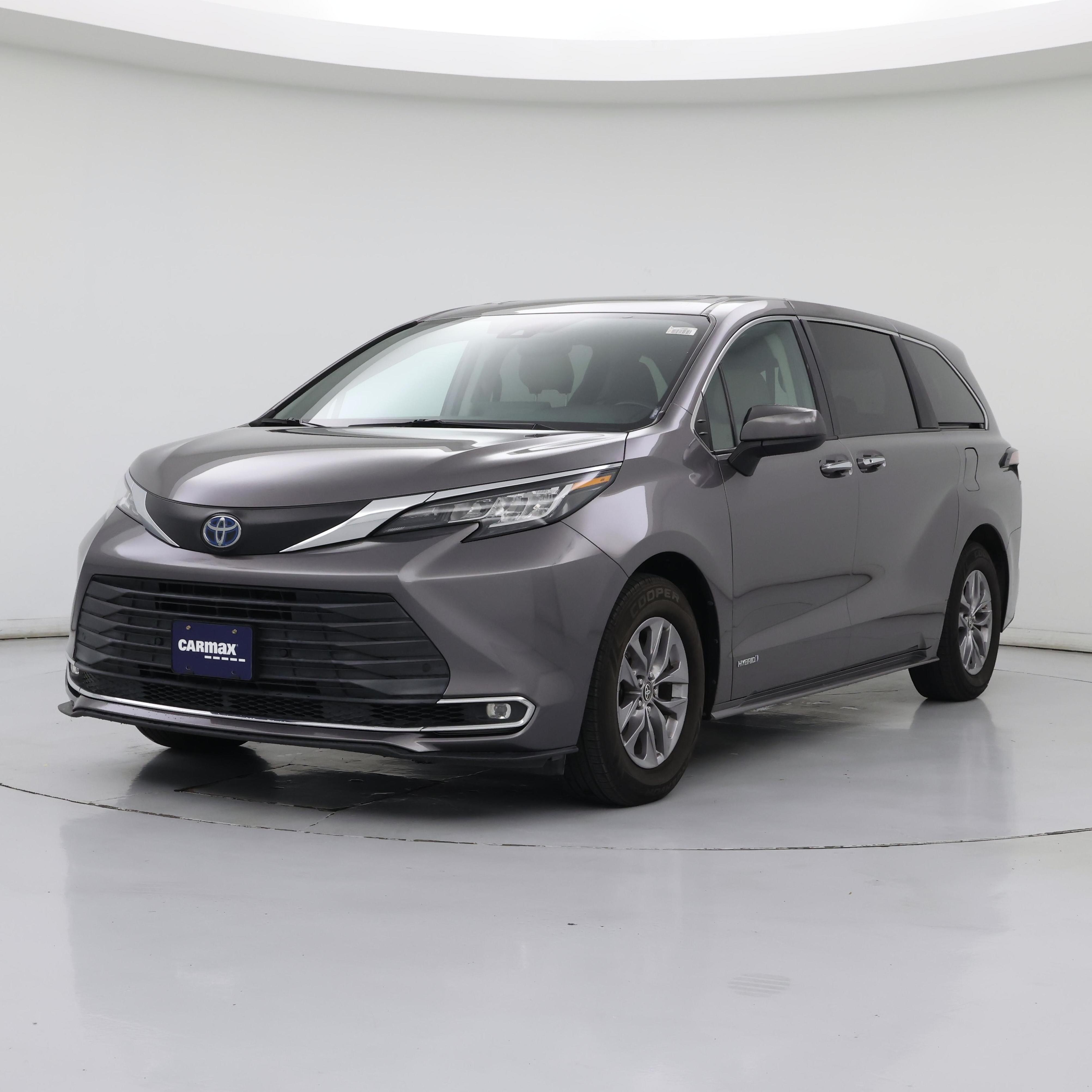 Thumbnail: 2021 Toyota Sienna - 4