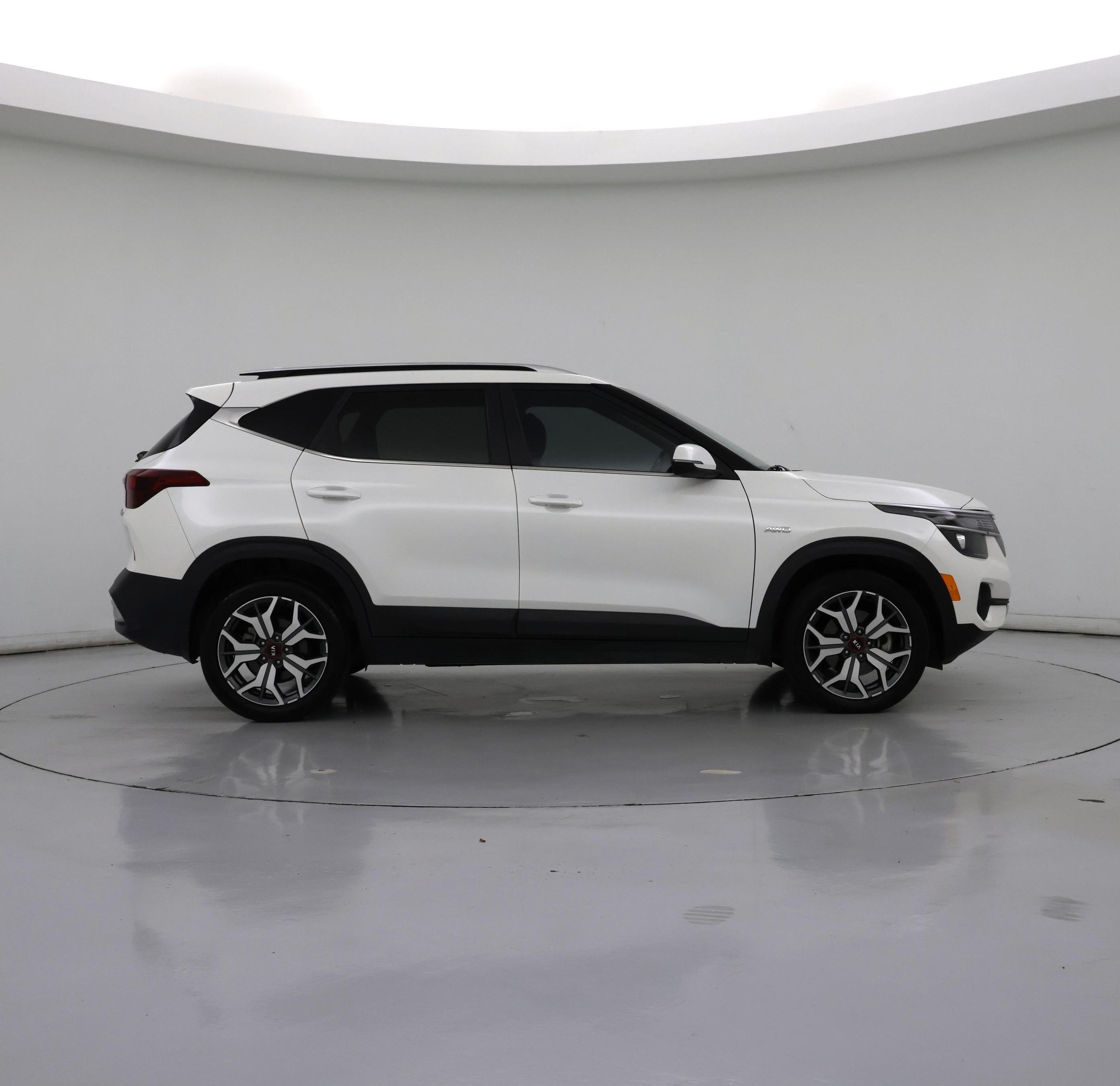 Thumbnail: 2021 Kia Seltos - 7