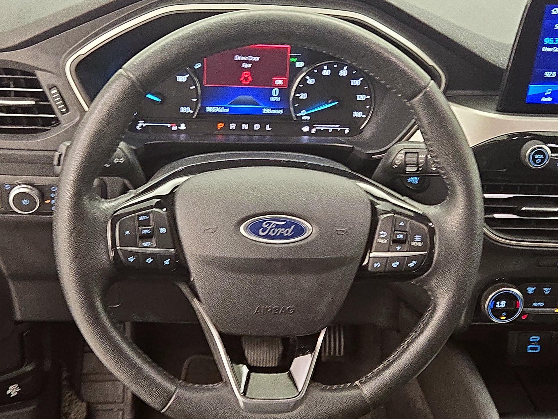 Thumbnail: 2021 Ford Escape - 10