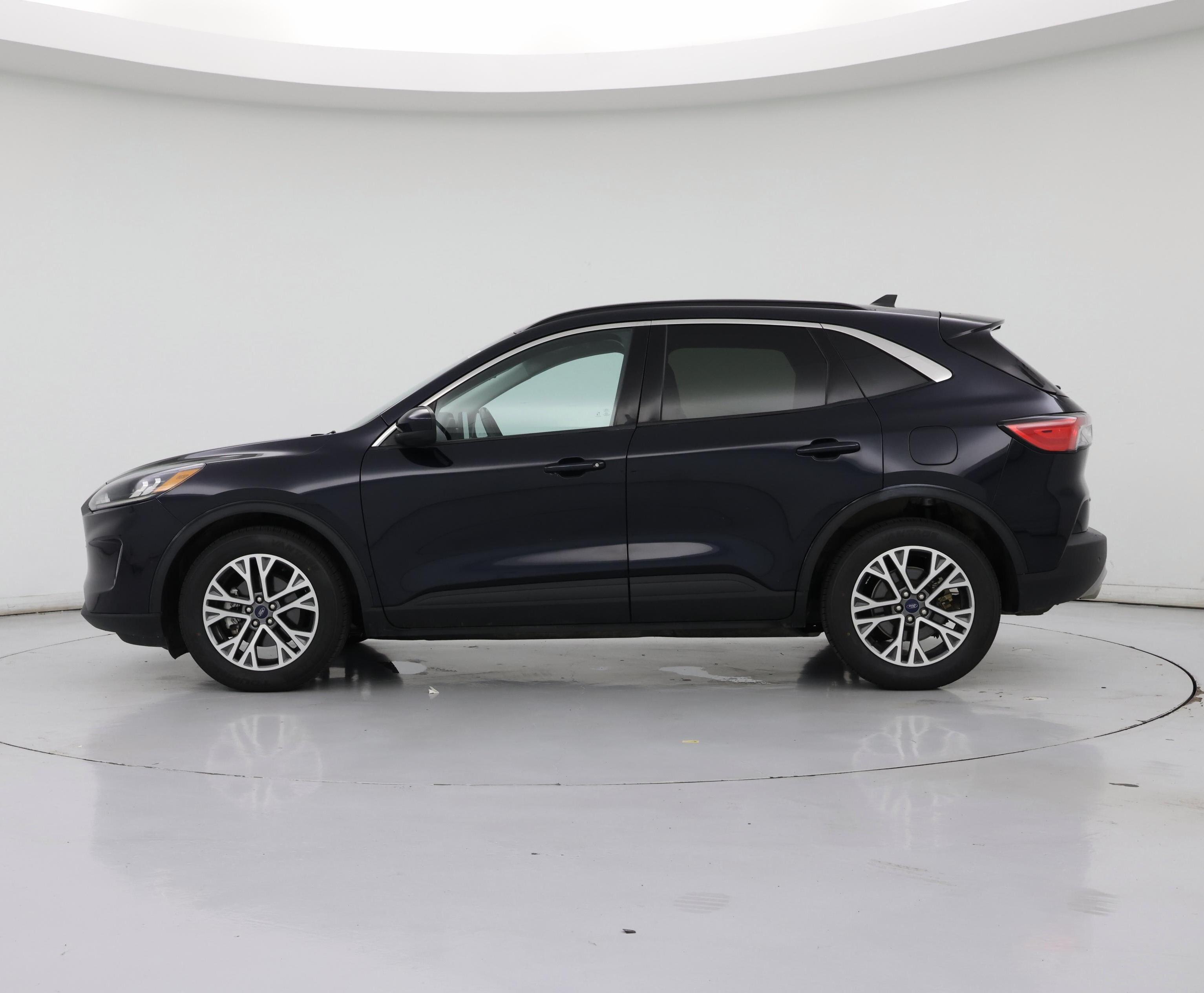 Thumbnail: 2021 Ford Escape - 3