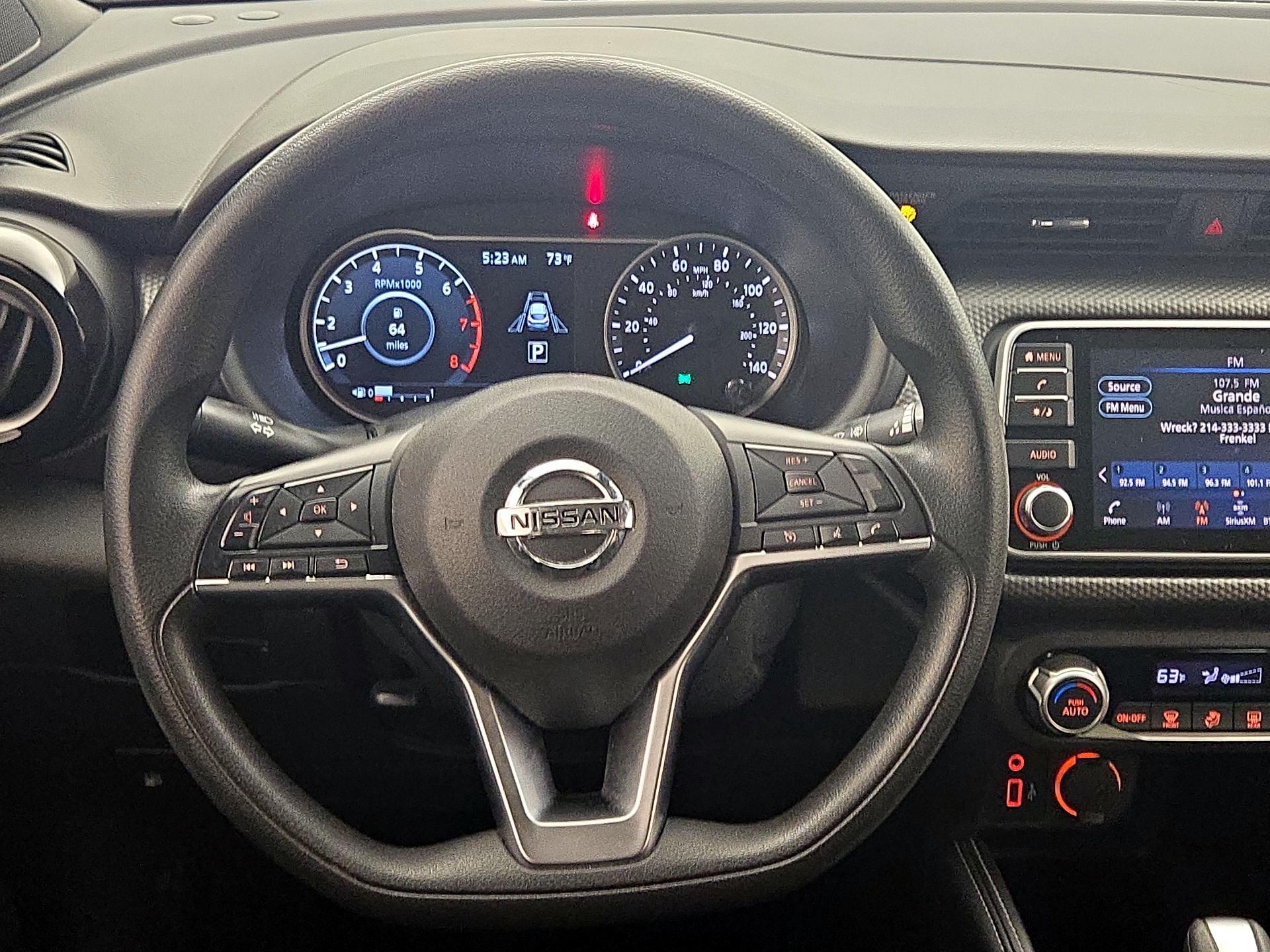 Thumbnail: 2020 Nissan Kicks - 10