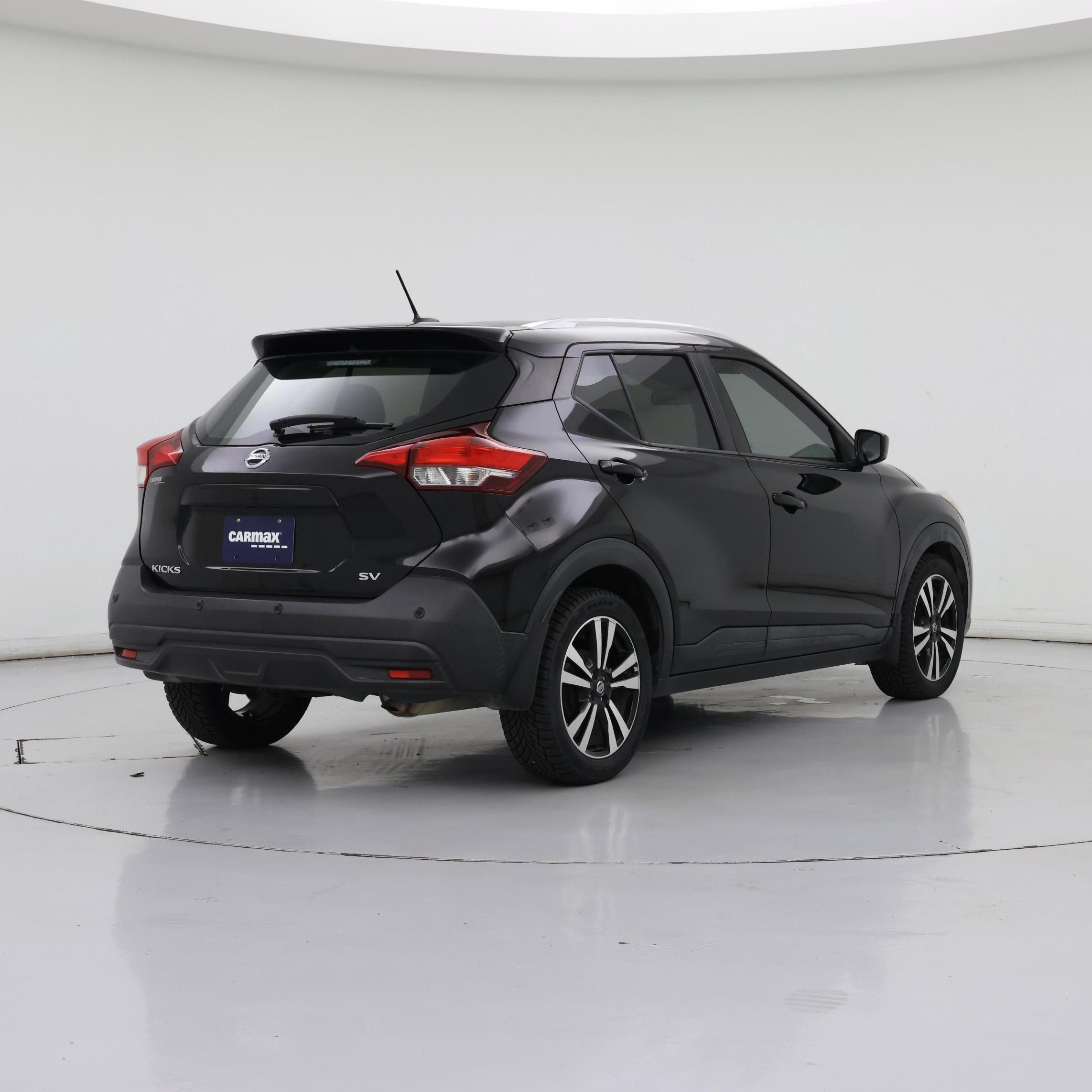 Thumbnail: 2020 Nissan Kicks - 8