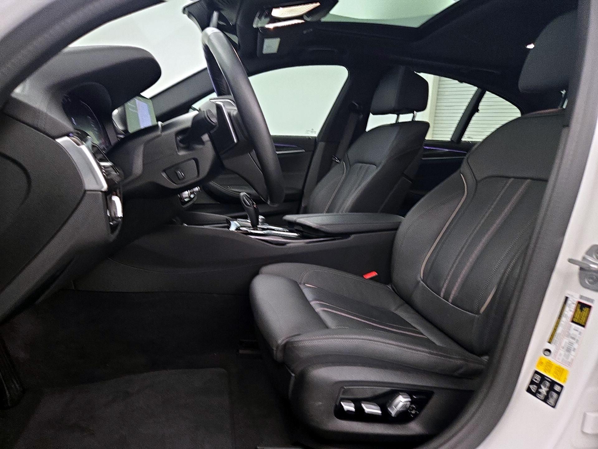 Thumbnail: 2020 BMW 5 Series - 11