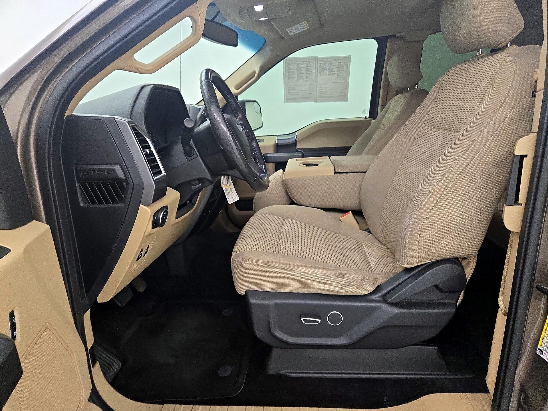 Thumbnail: 2016 Ford F-150 - 11