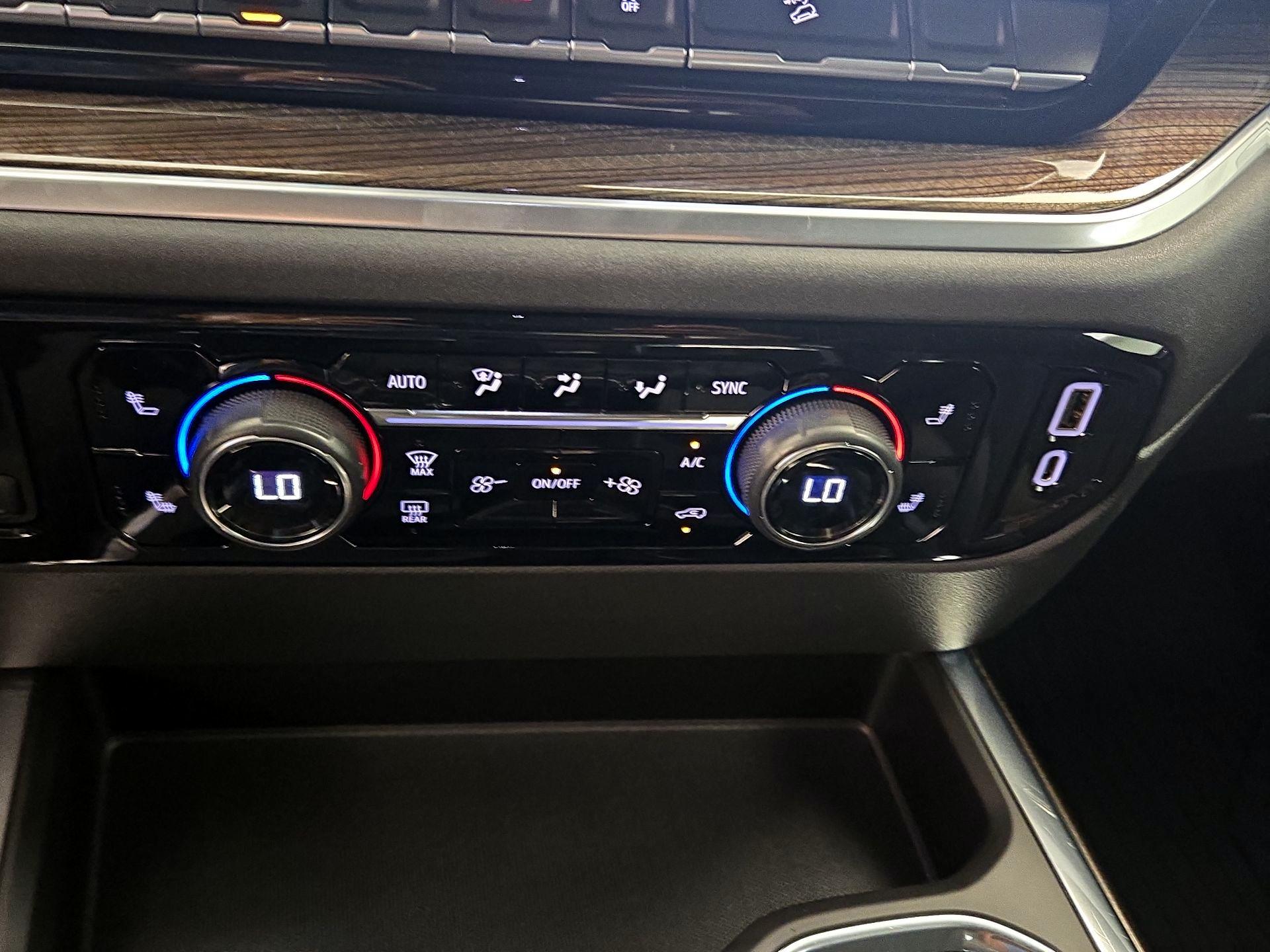 Thumbnail: 2022 Chevrolet Silverado 1500 - 17