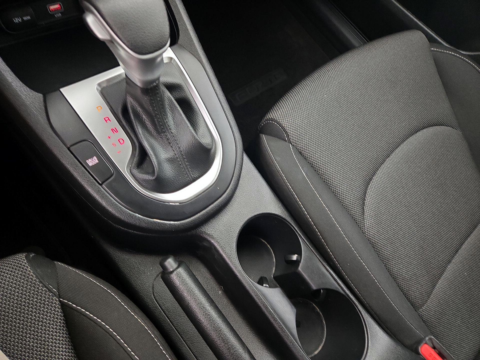 Thumbnail: 2023 Kia Forte - 17