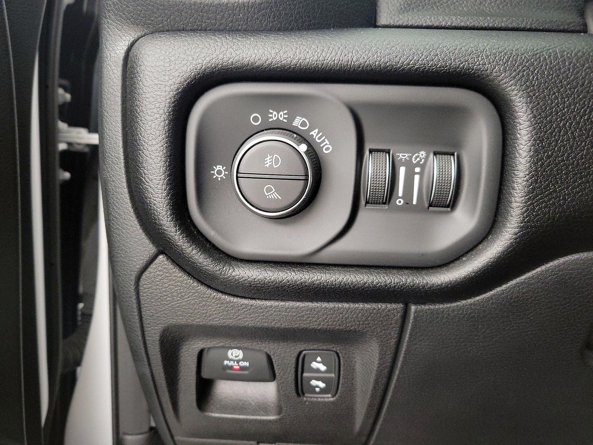 Thumbnail: 2022 RAM 1500 - 13