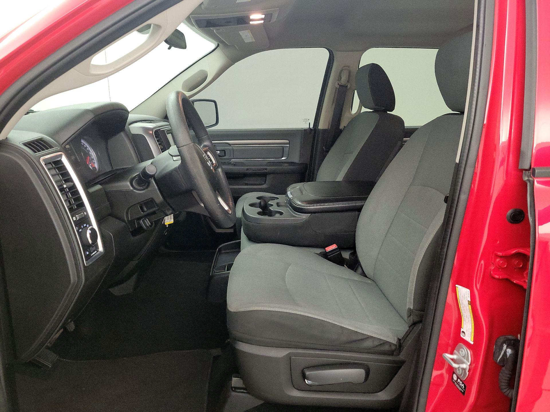 Thumbnail: 2022 RAM 1500 Classic - 11