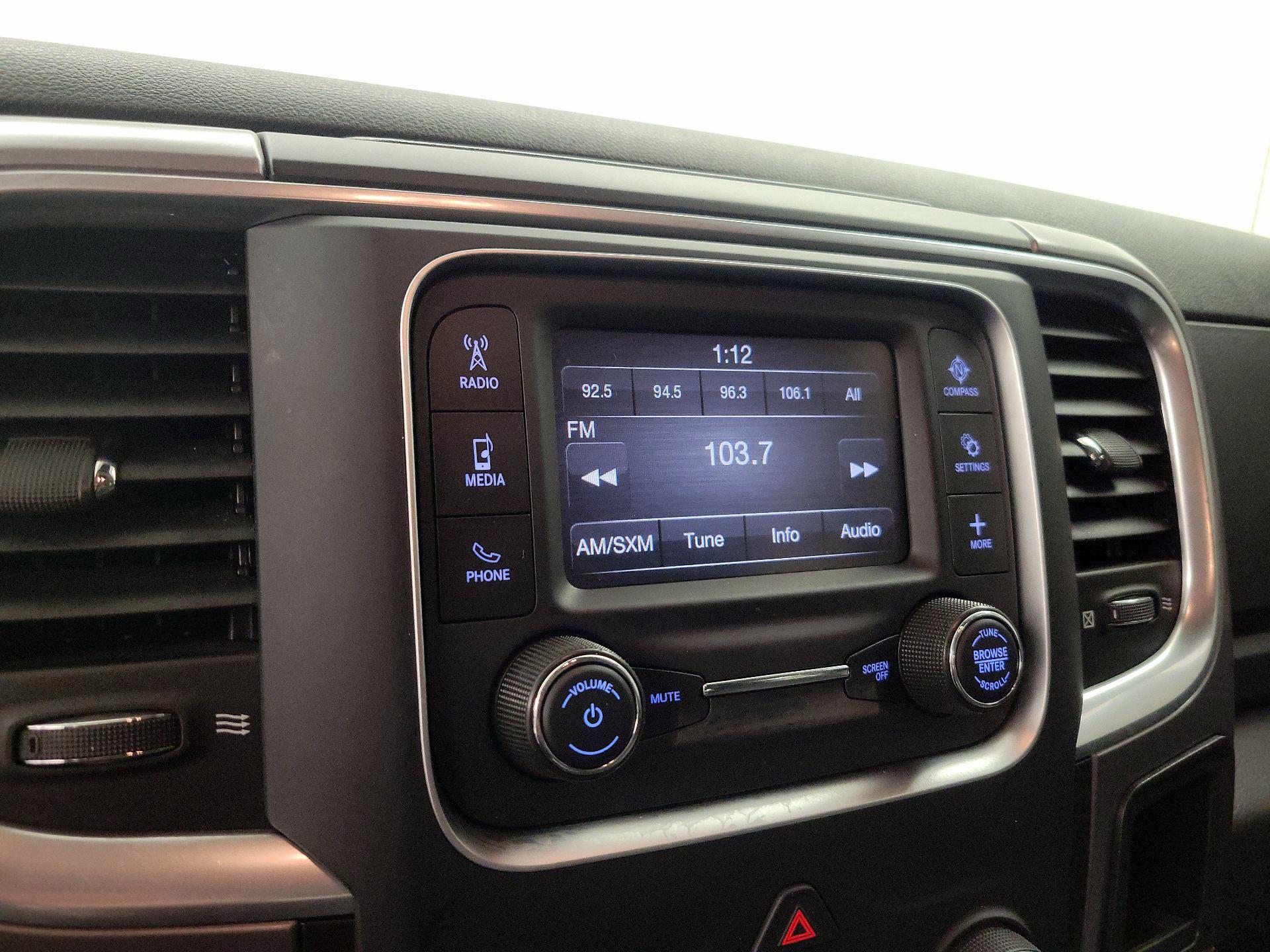 Thumbnail: 2022 RAM 1500 Classic - 15