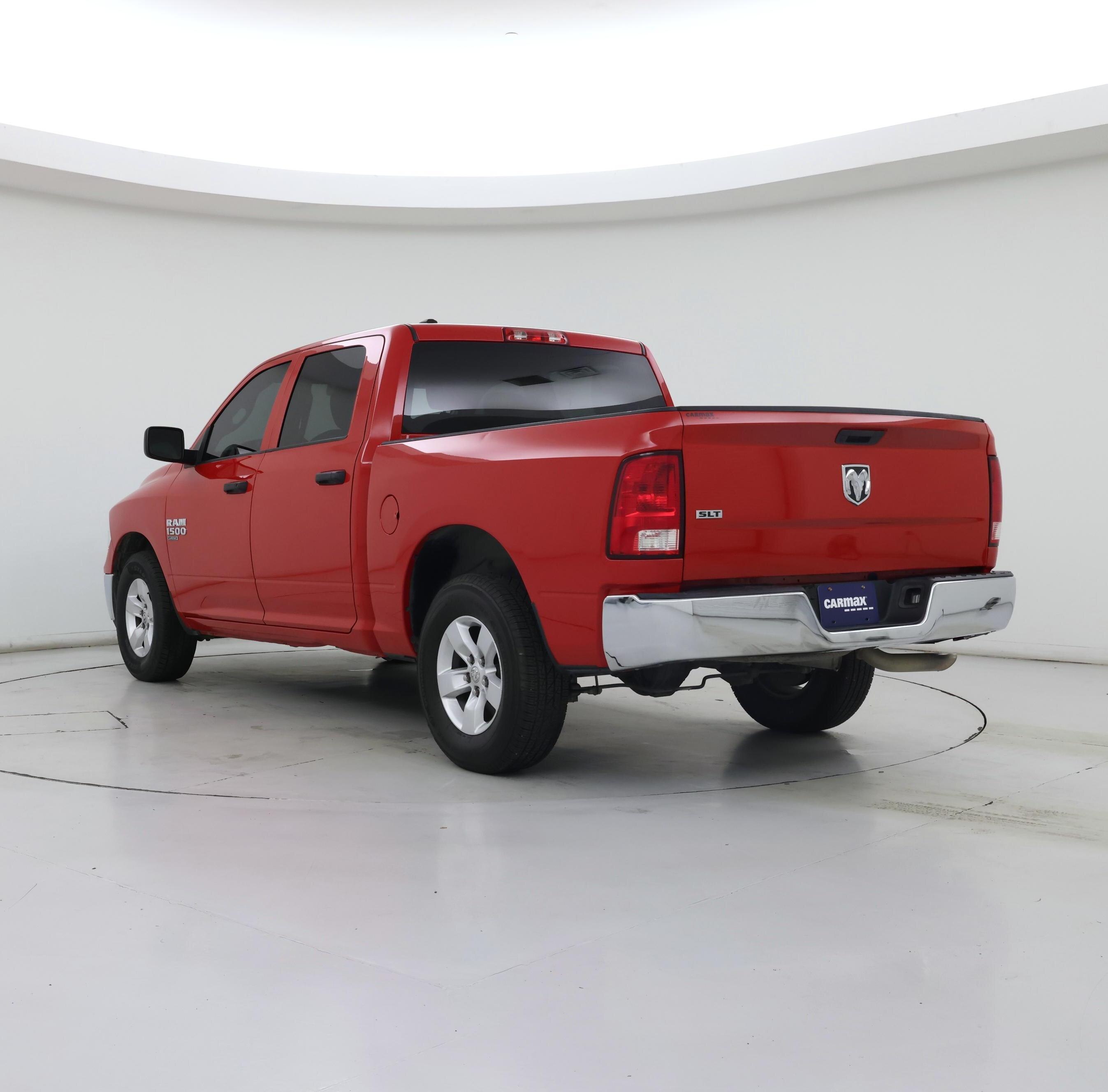 Thumbnail: 2022 RAM 1500 Classic - 2