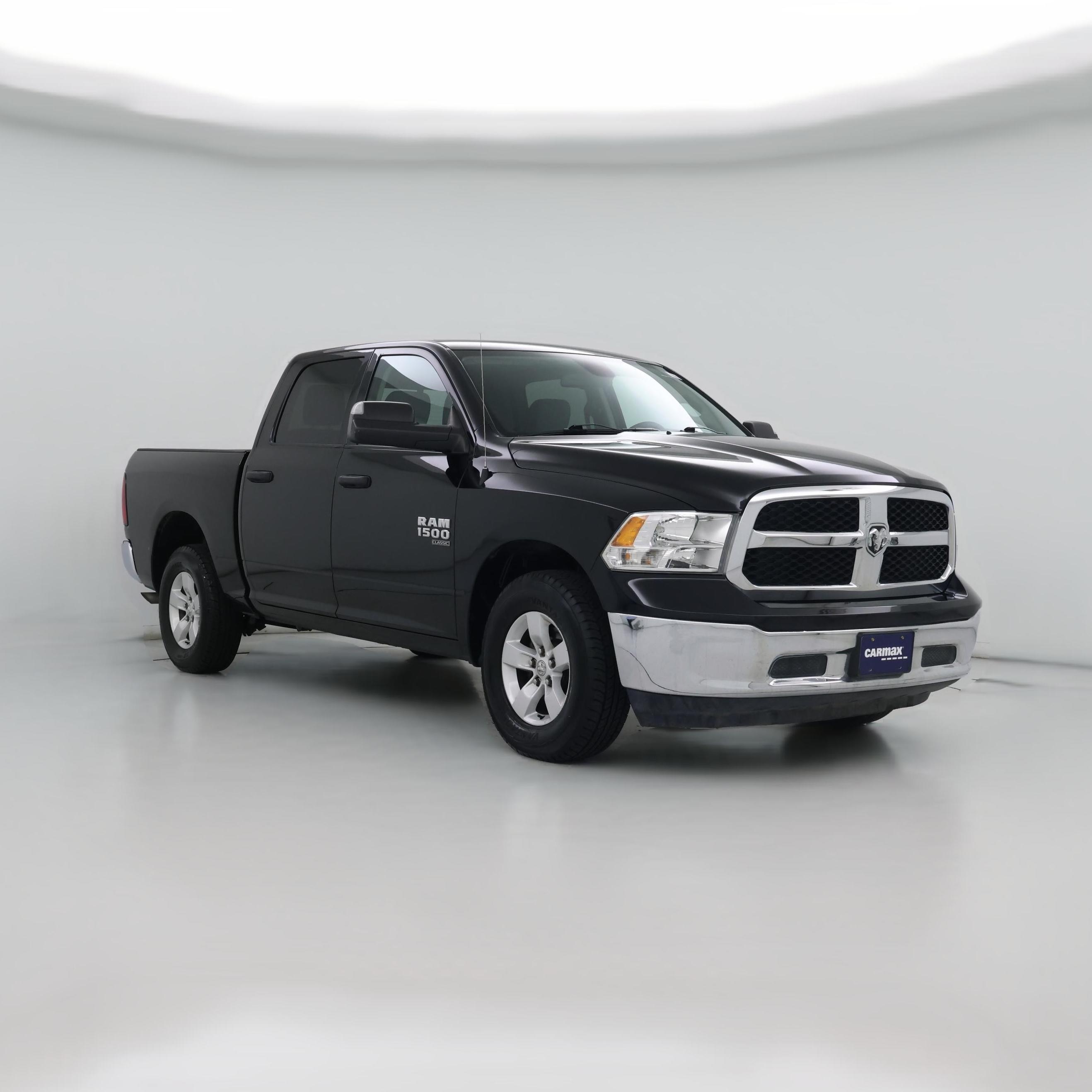 Thumbnail: 2023 RAM 1500 Classic - 1