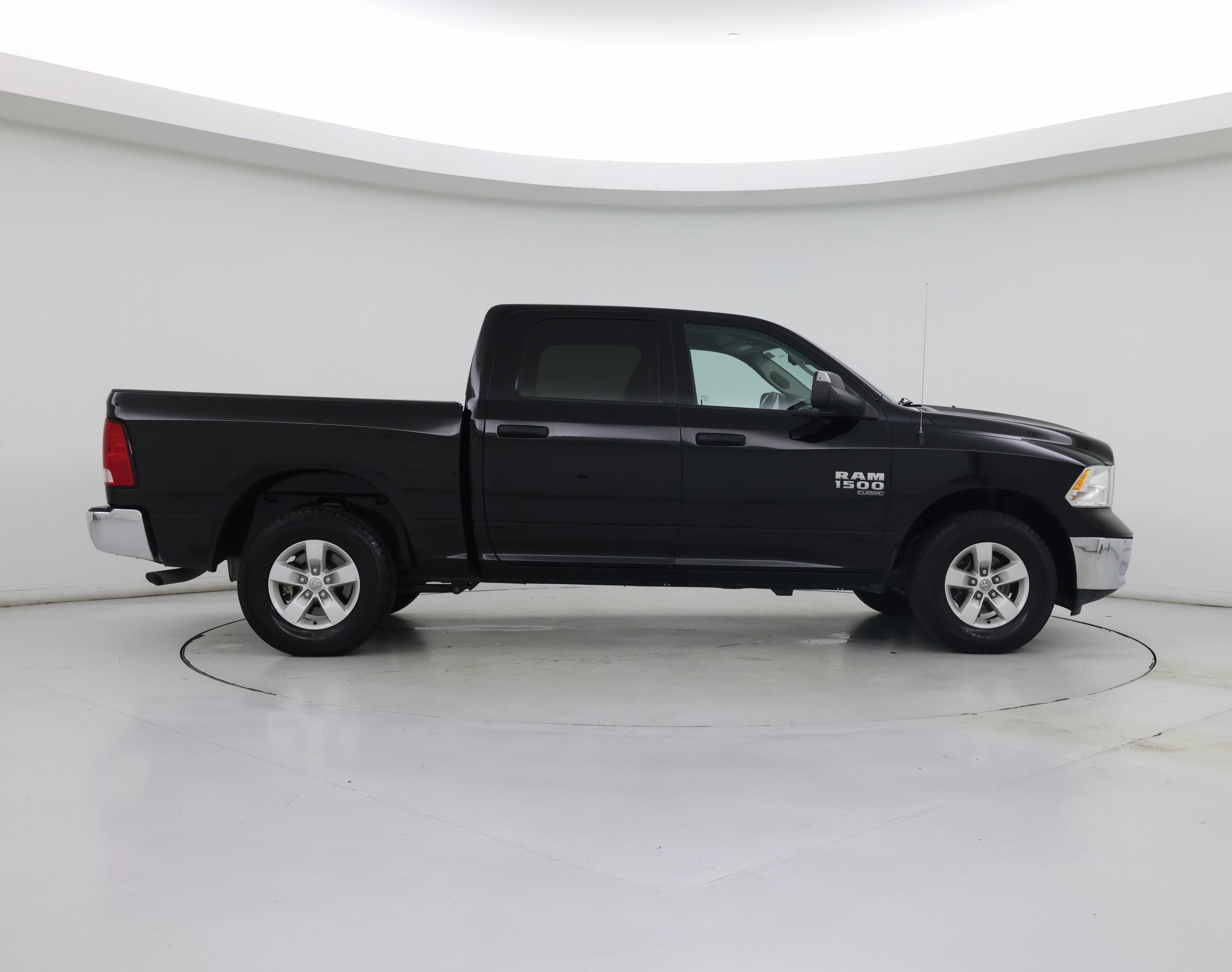 Thumbnail: 2023 RAM 1500 Classic - 7