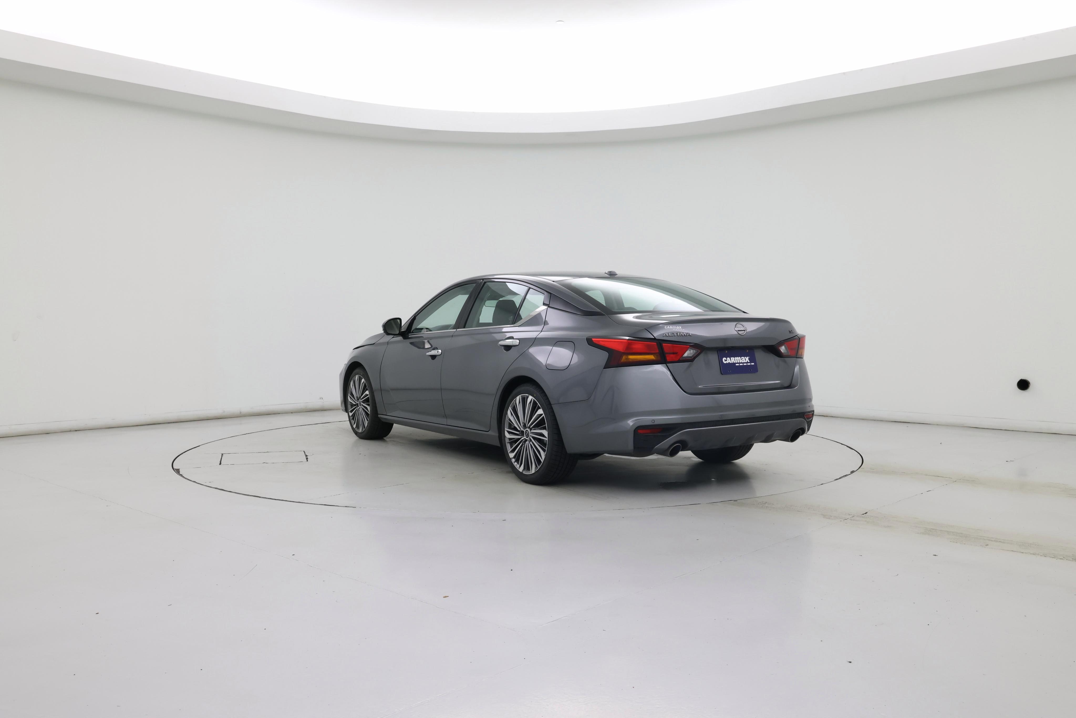 Thumbnail: 2023 Nissan Altima - 2