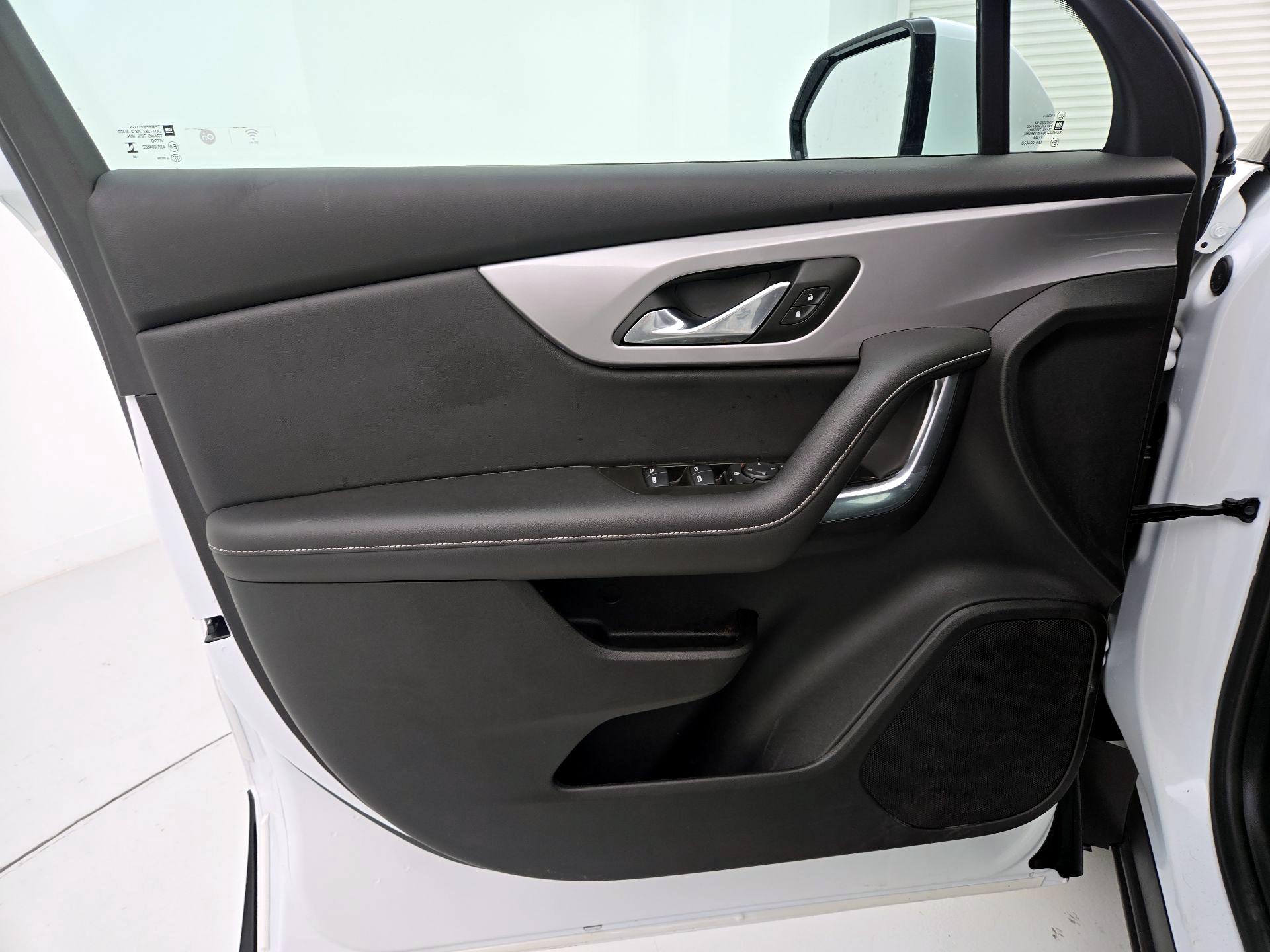 Thumbnail: 2023 Chevrolet Blazer - 12