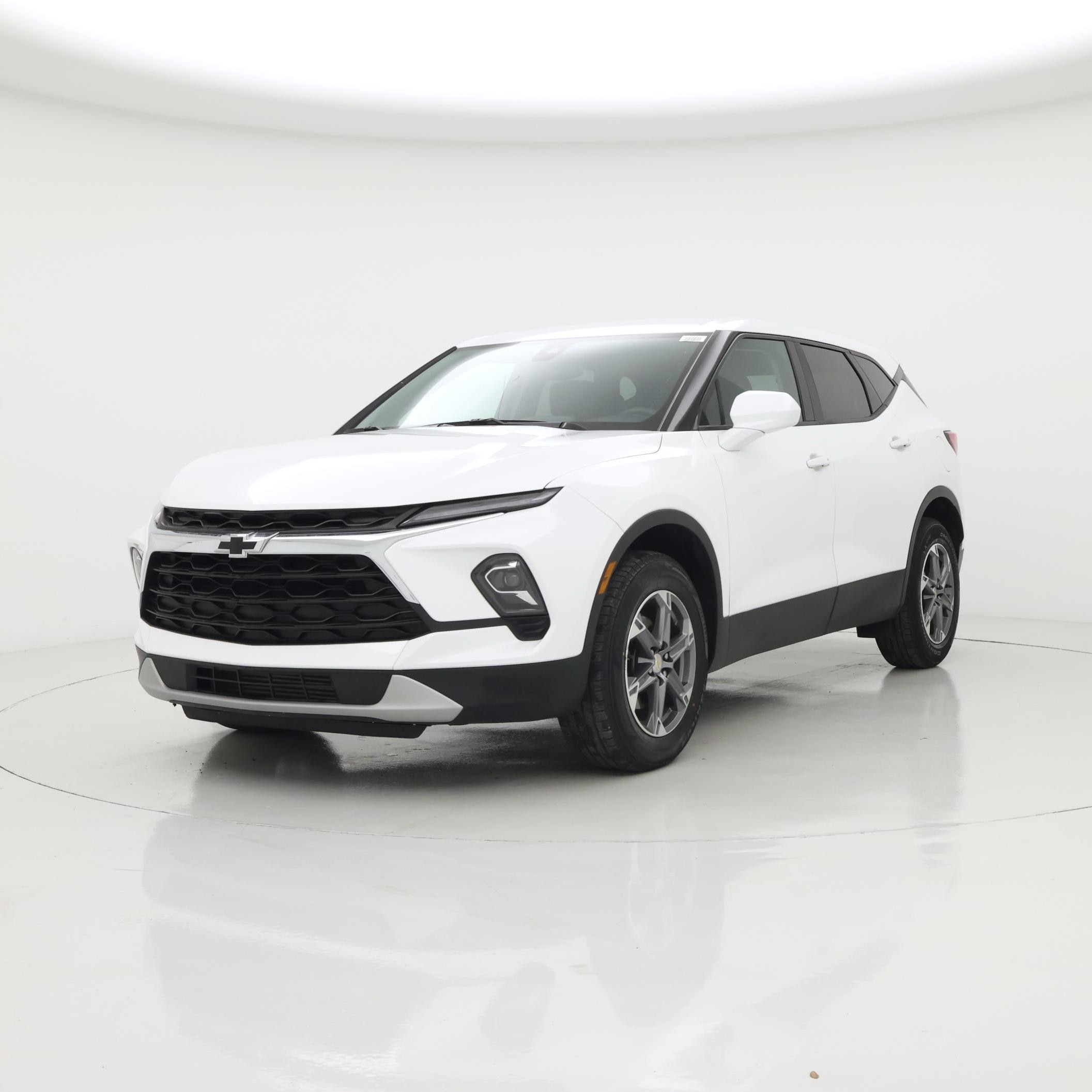 Thumbnail: 2023 Chevrolet Blazer - 4