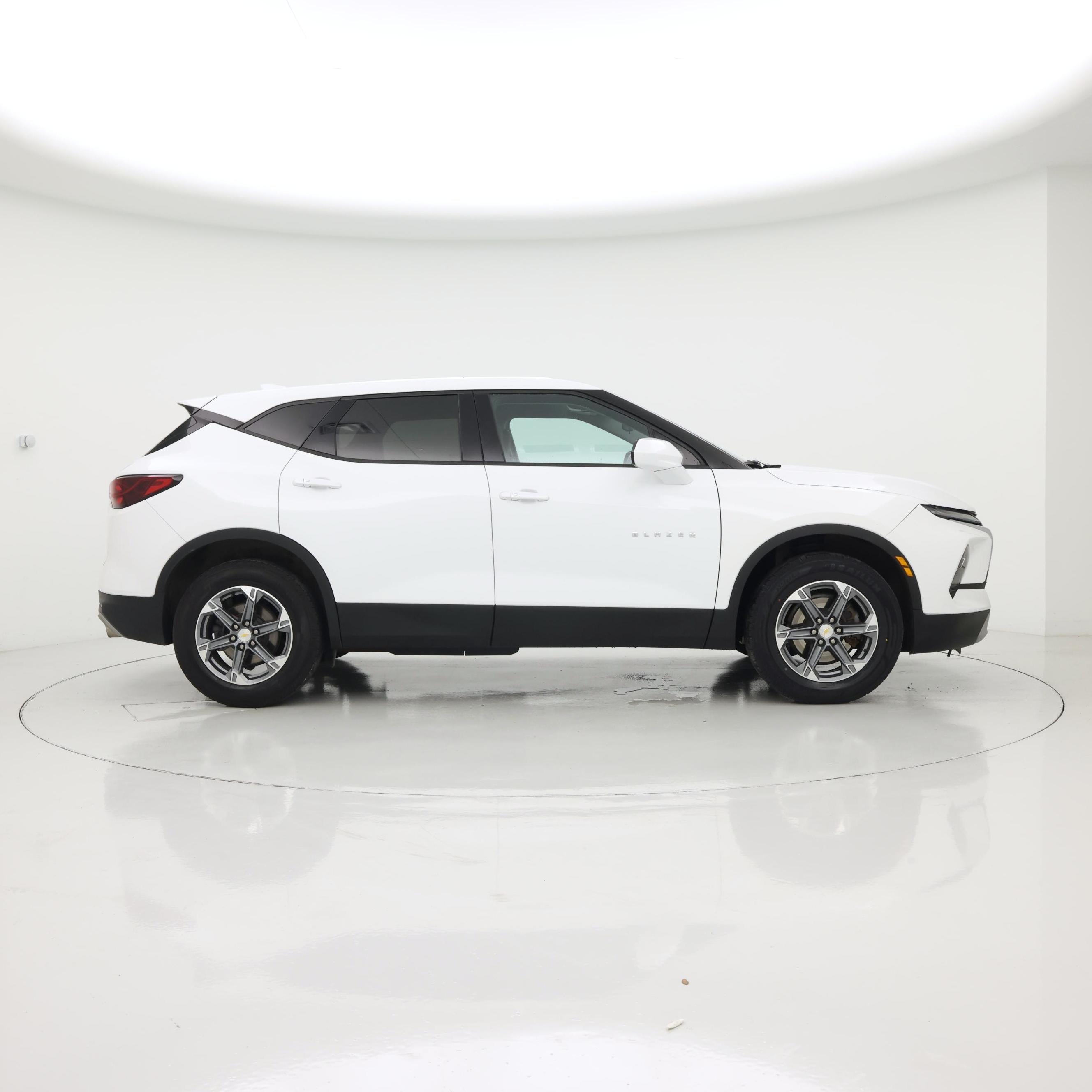 Thumbnail: 2023 Chevrolet Blazer - 7