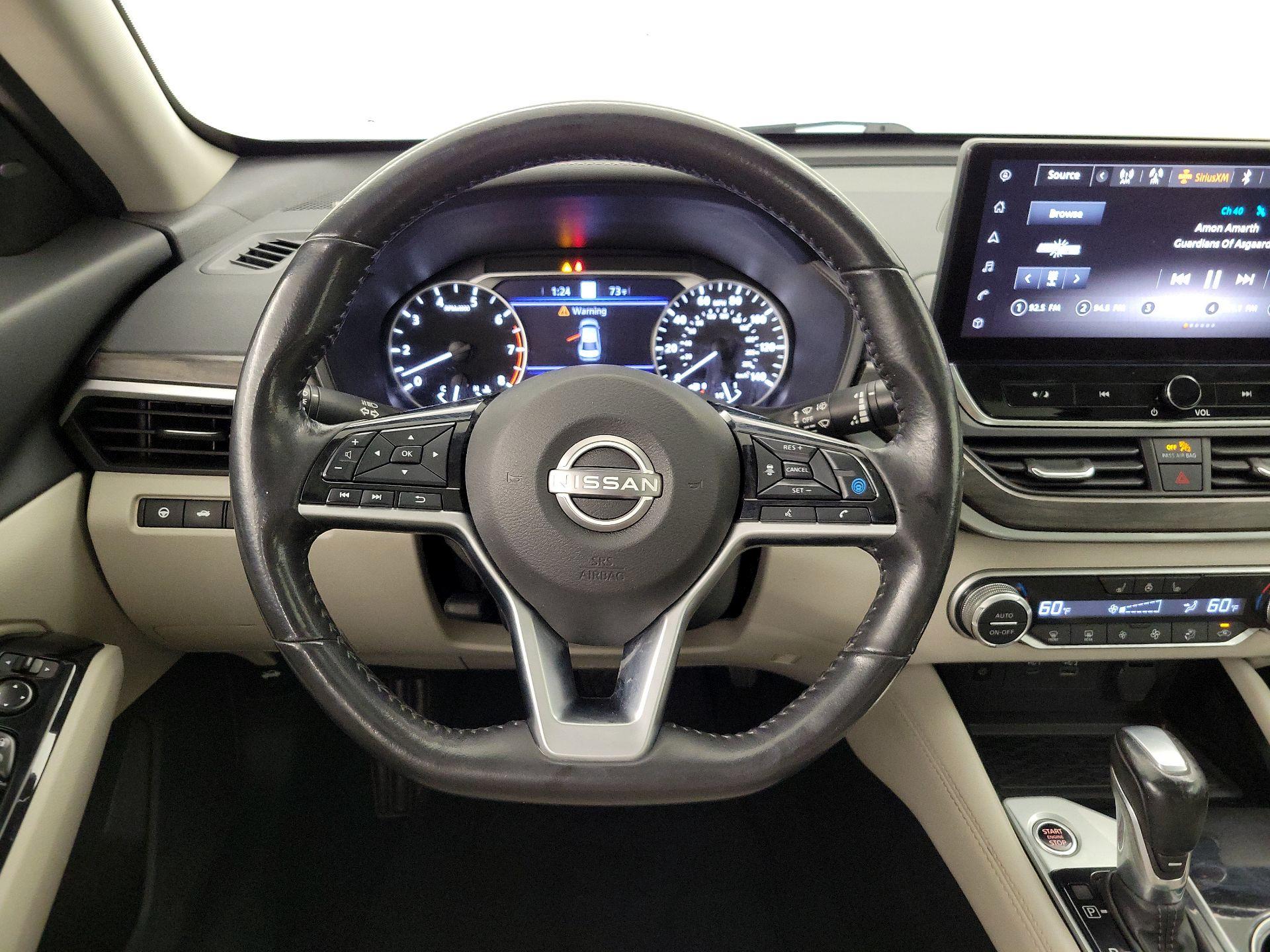 Thumbnail: 2023 Nissan Altima - 10