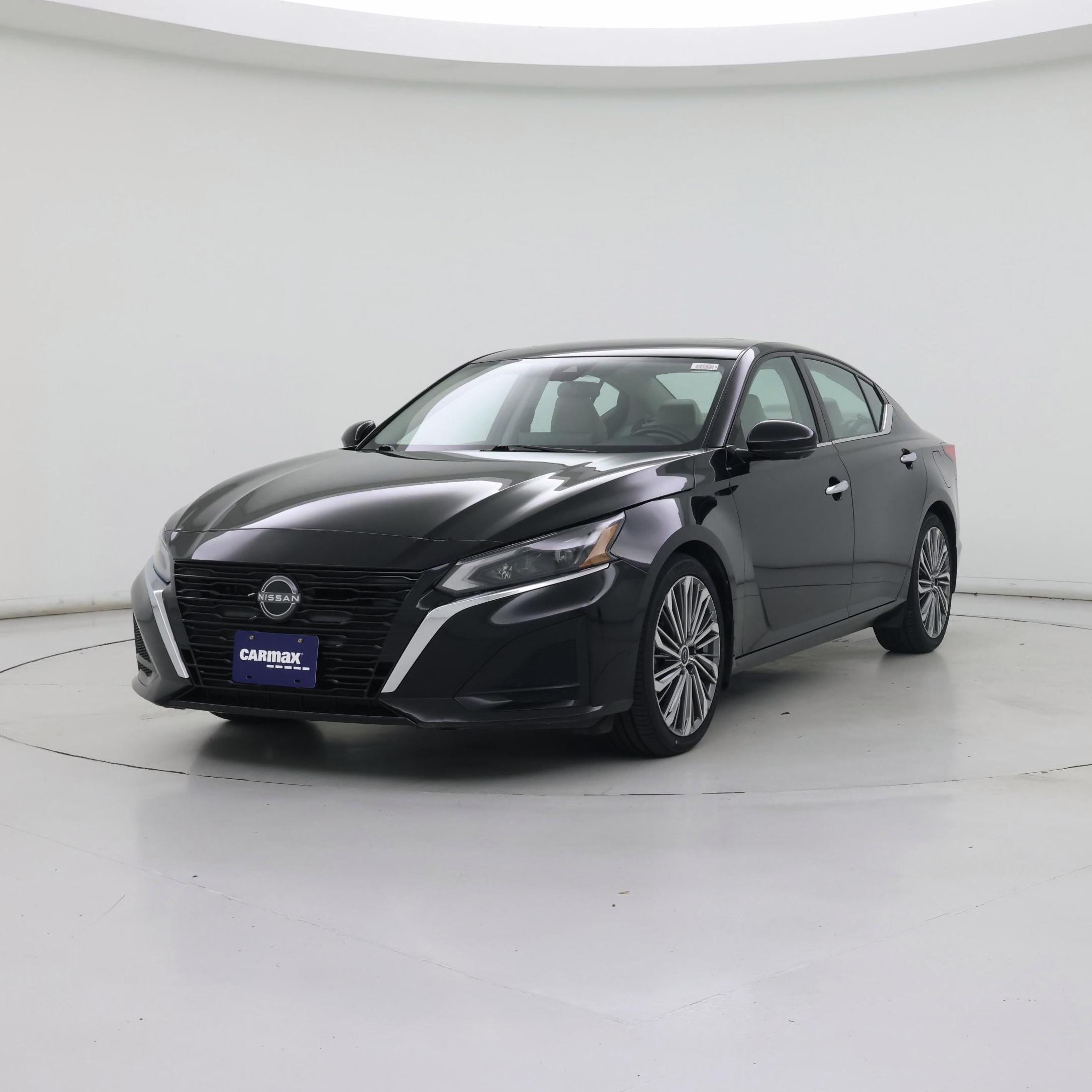 Thumbnail: 2023 Nissan Altima - 4