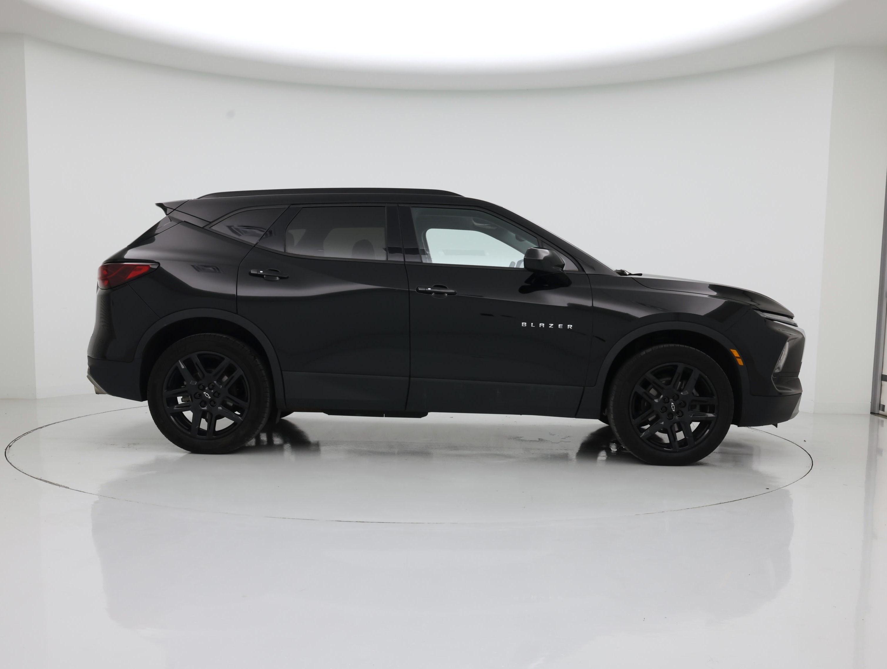 Thumbnail: 2023 Chevrolet Blazer - 7
