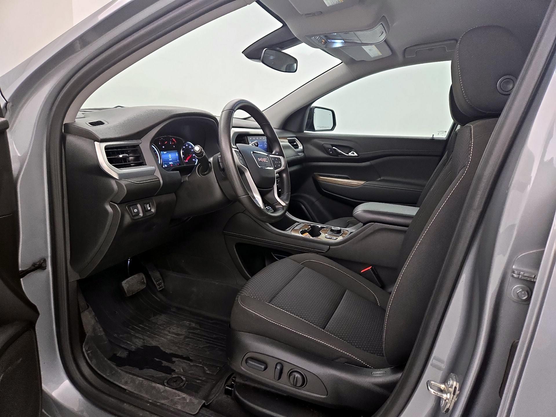 Thumbnail: 2023 GMC Acadia - 11