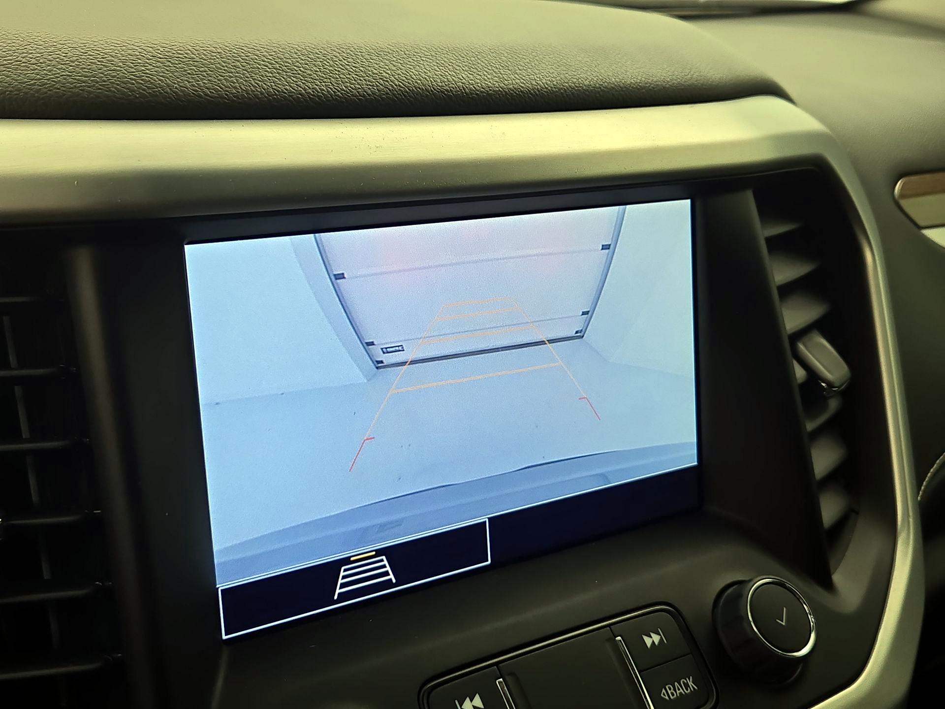 Thumbnail: 2023 GMC Acadia - 14