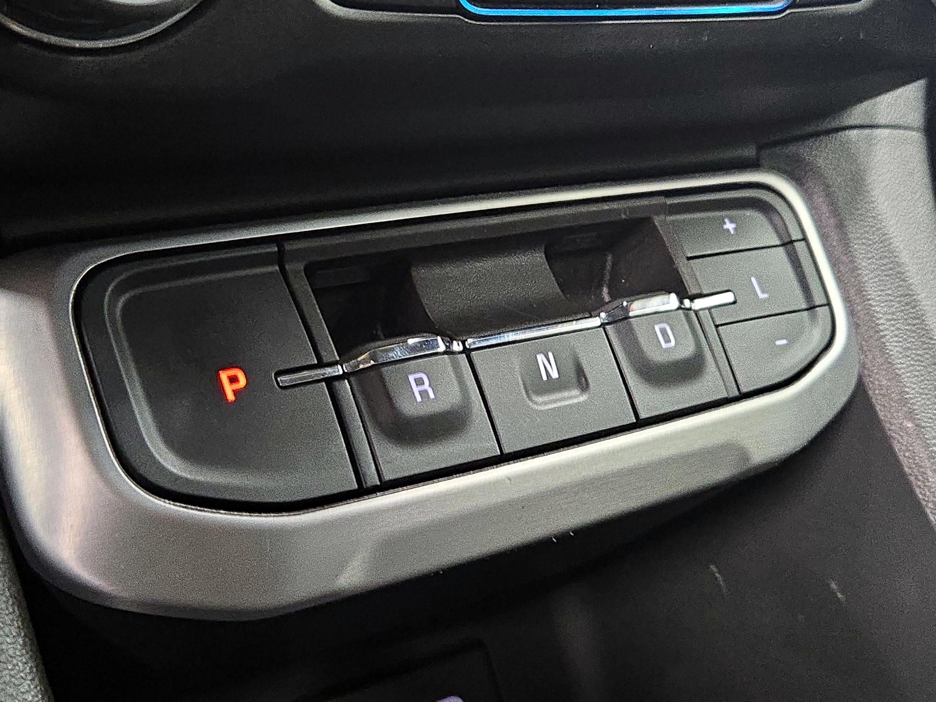 Thumbnail: 2023 GMC Acadia - 17