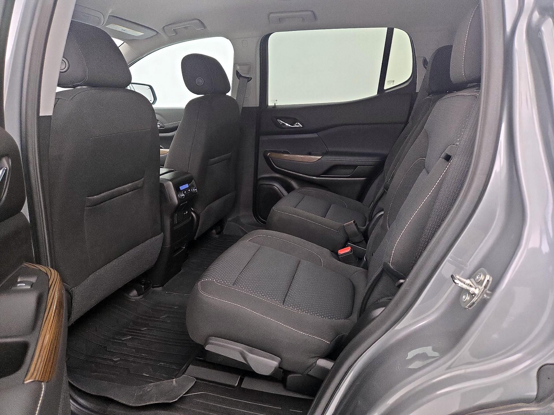 Thumbnail: 2023 GMC Acadia - 19