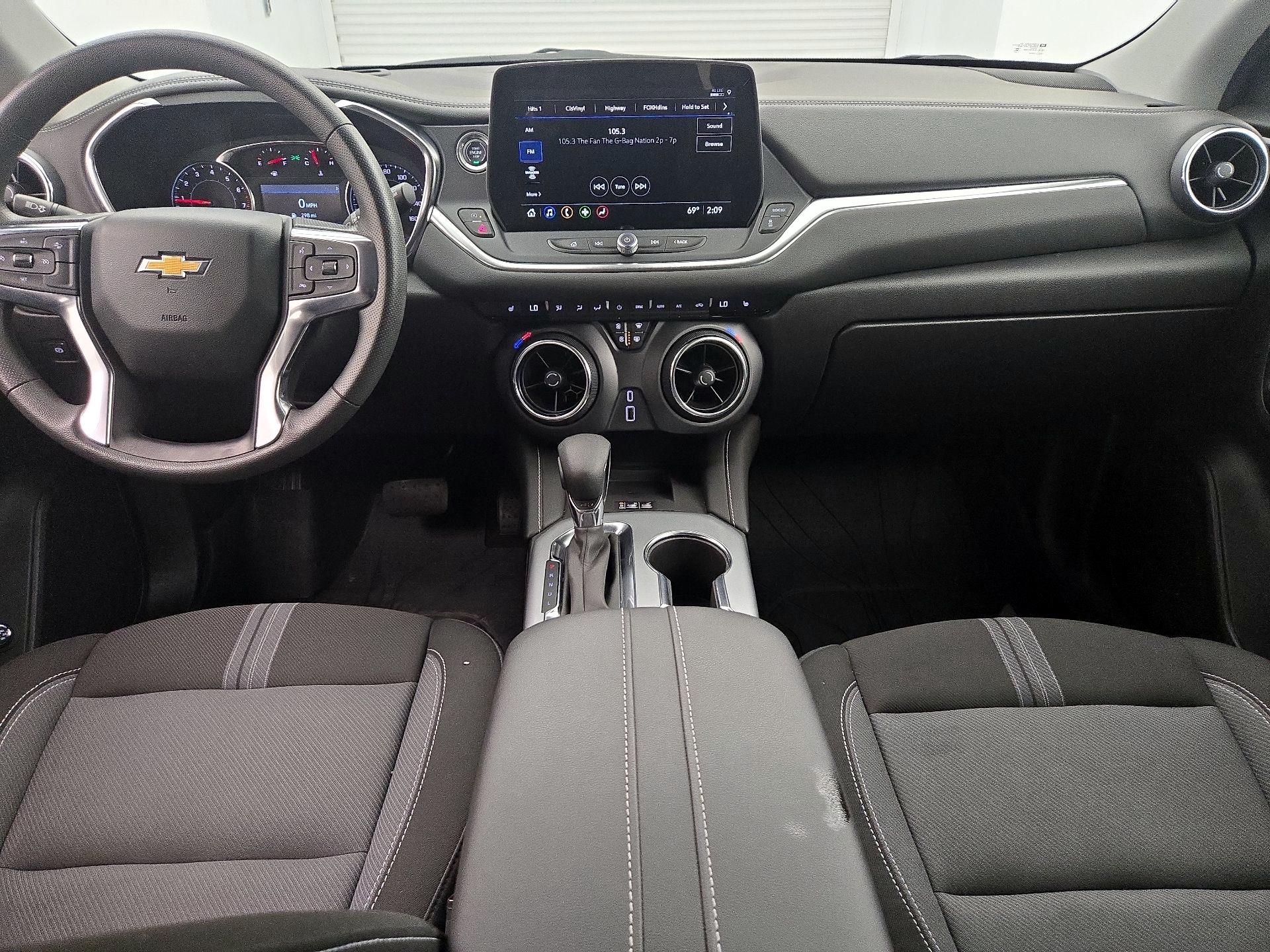 Thumbnail: 2023 Chevrolet Blazer - 9
